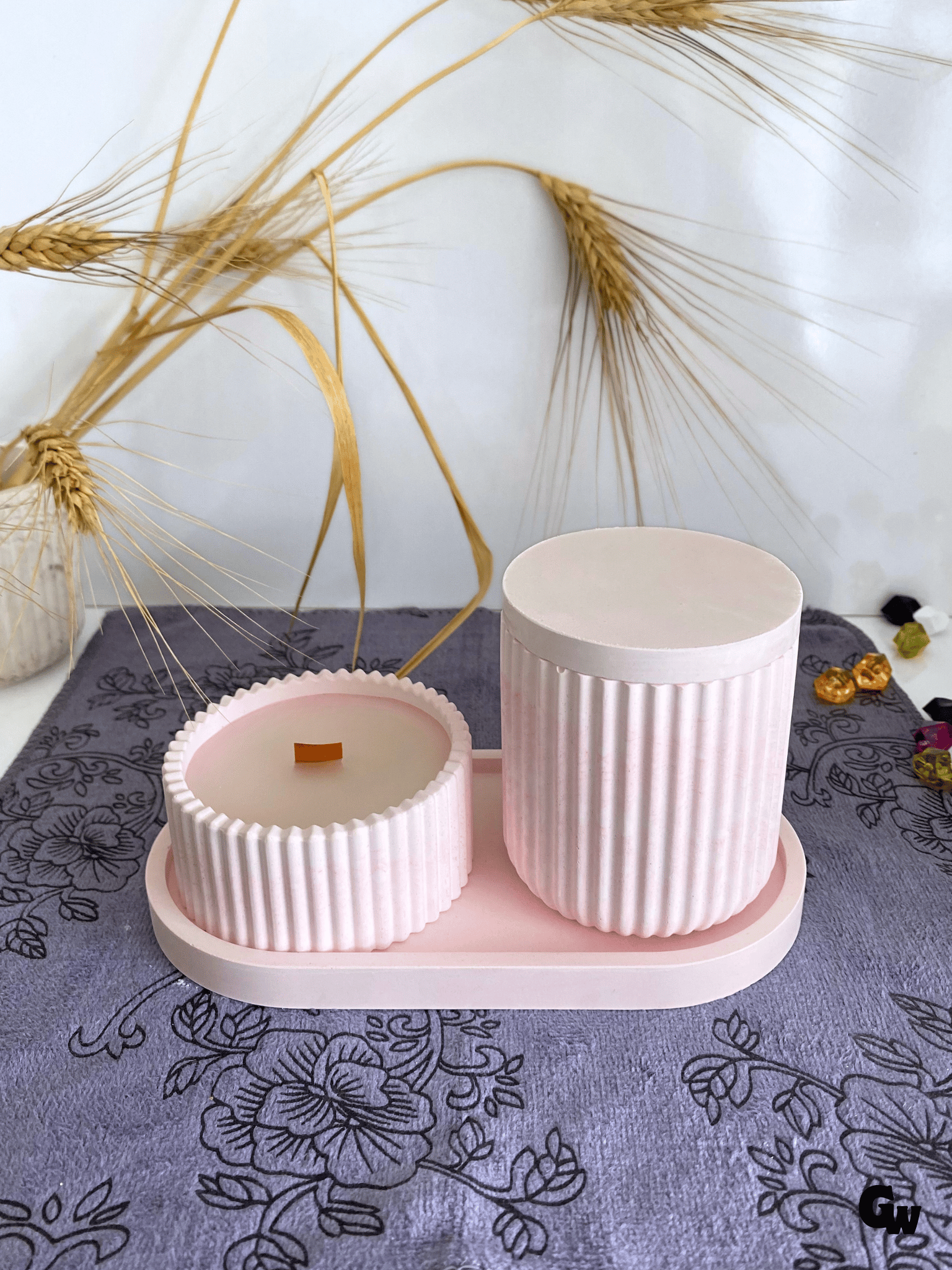 Desenli Desing 3'lü Set Kokulu Mumluk Dekoratif Mum Seti(AÇIK PEMBE)(KOKULU)(4 PARÇA)