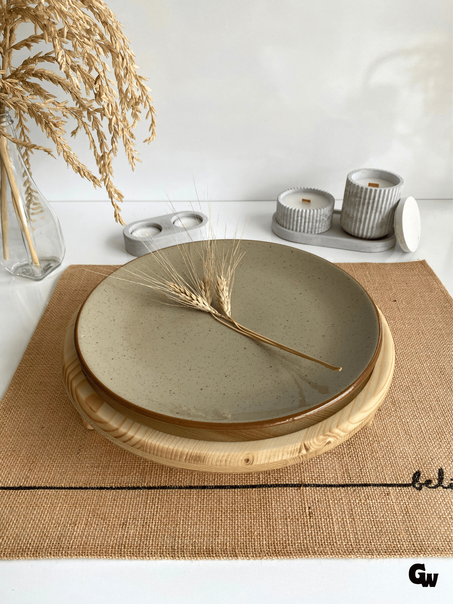 Yuvarlak Doğal Ahşap Sunum Tabağı Ayaklı Çukur Ahşap Sunumluk(BEYAZ ÇAM)(ÇAP:28cm YÜK:6,5cm)