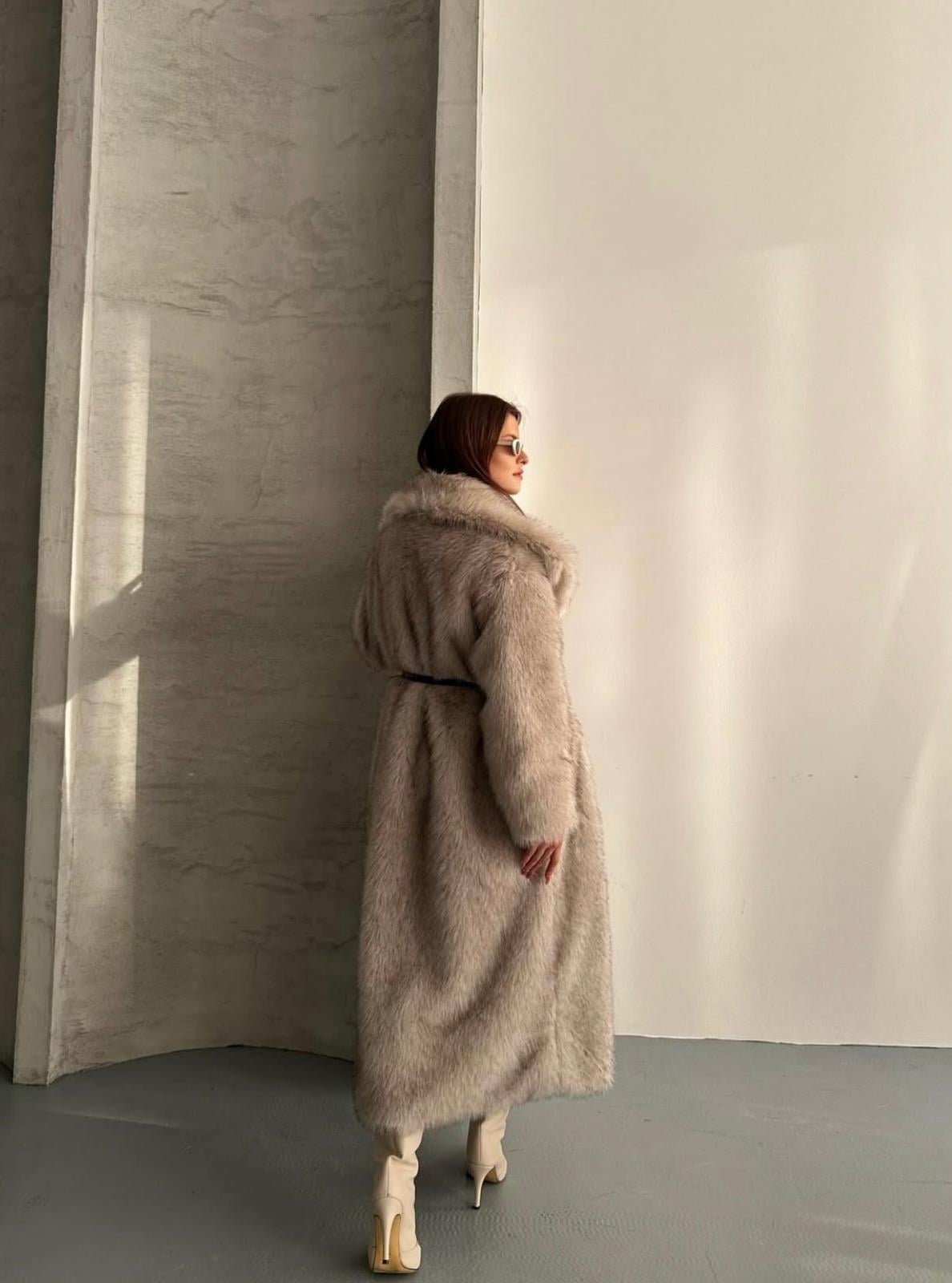 Geniş Yaka Oversize Uzun Kürk