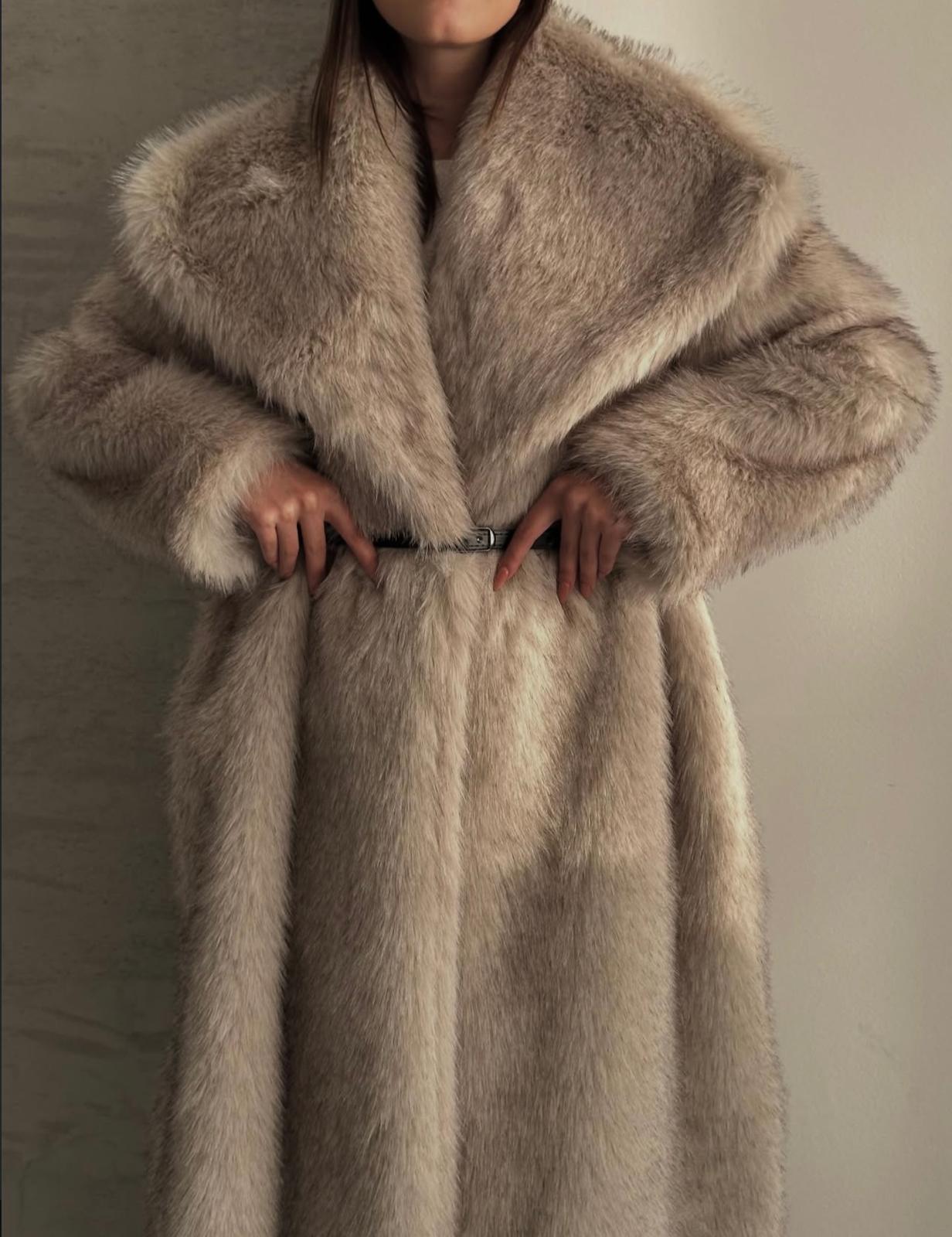 Geniş Yaka Oversize Uzun Kürk