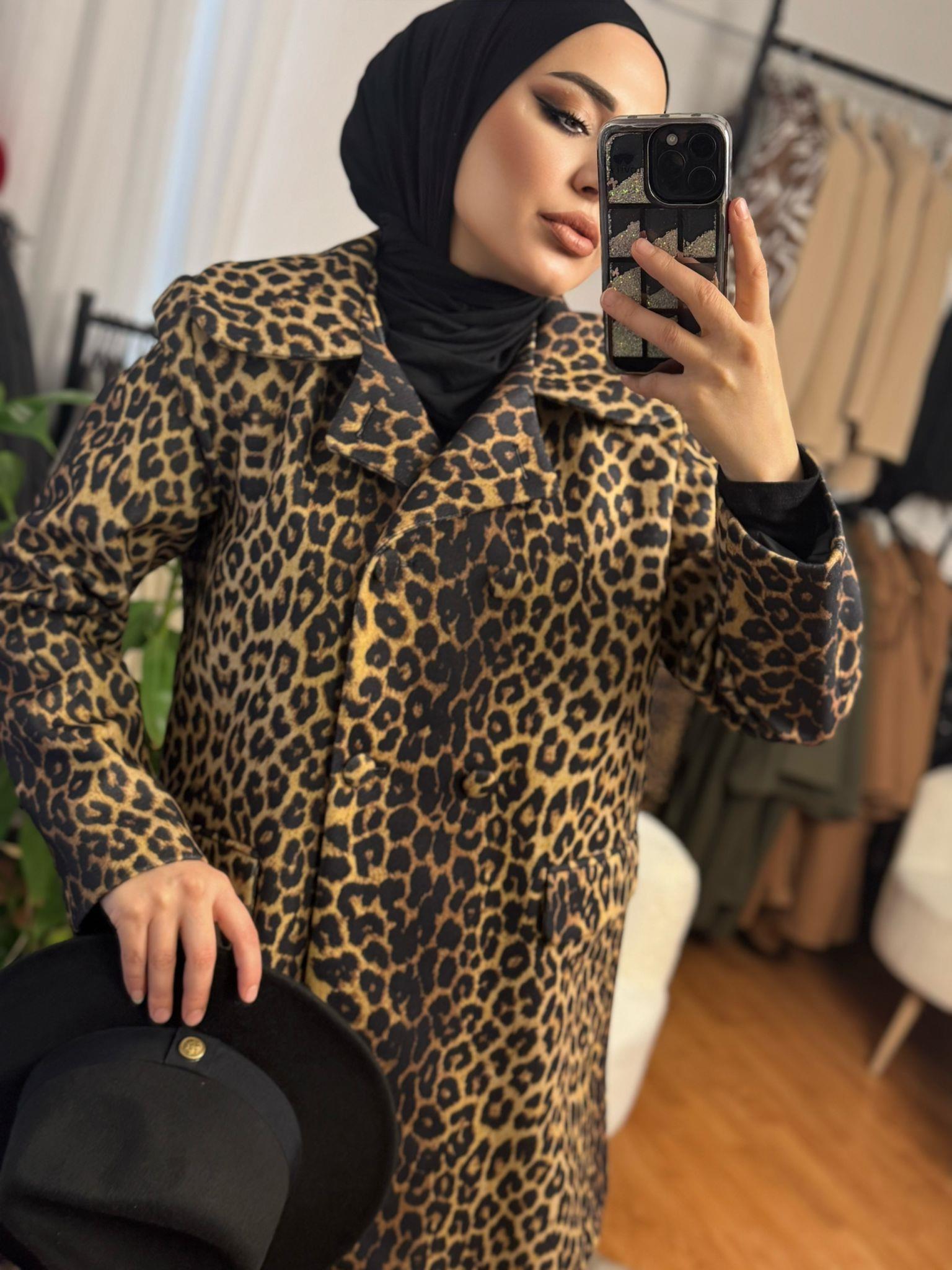 Leopar Detay Ceket