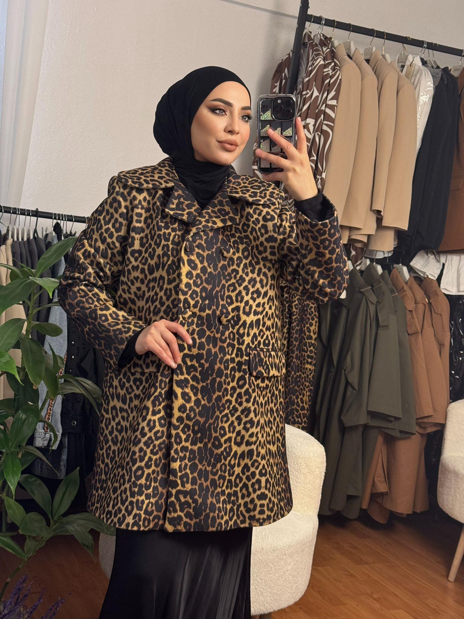 Leopar Detay Ceket