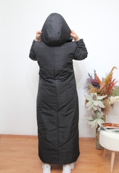 Şişme Mont Siyah: Modern Tasarım