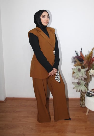Yelekli Takım Elbise |  BROWN
