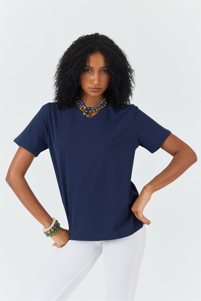 %100 Pamuklu Bisiklet Yaka Slim Fit Basic Kadın T-Shirt