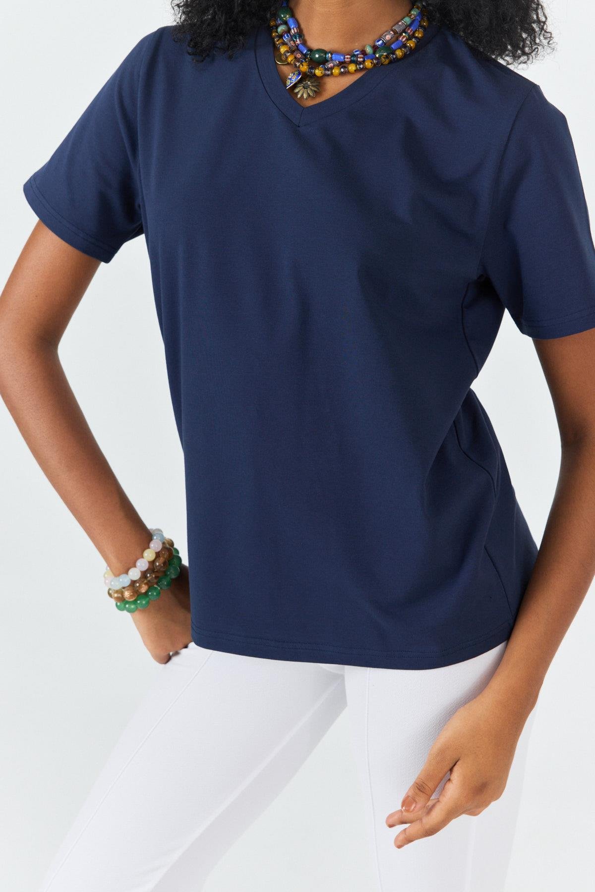 %100 Pamuklu Bisiklet Yaka Slim Fit Basic Kadın T-Shirt