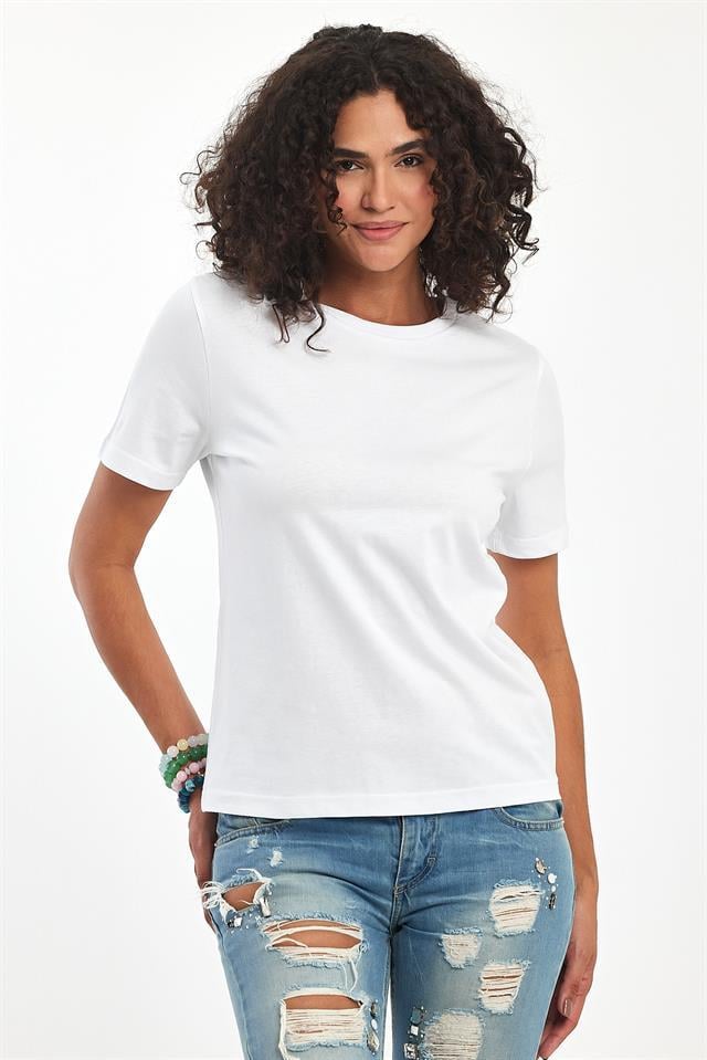 %100 Pamuklu Bisiklet Yaka Slim Fit Basic Kadın T-Shirt