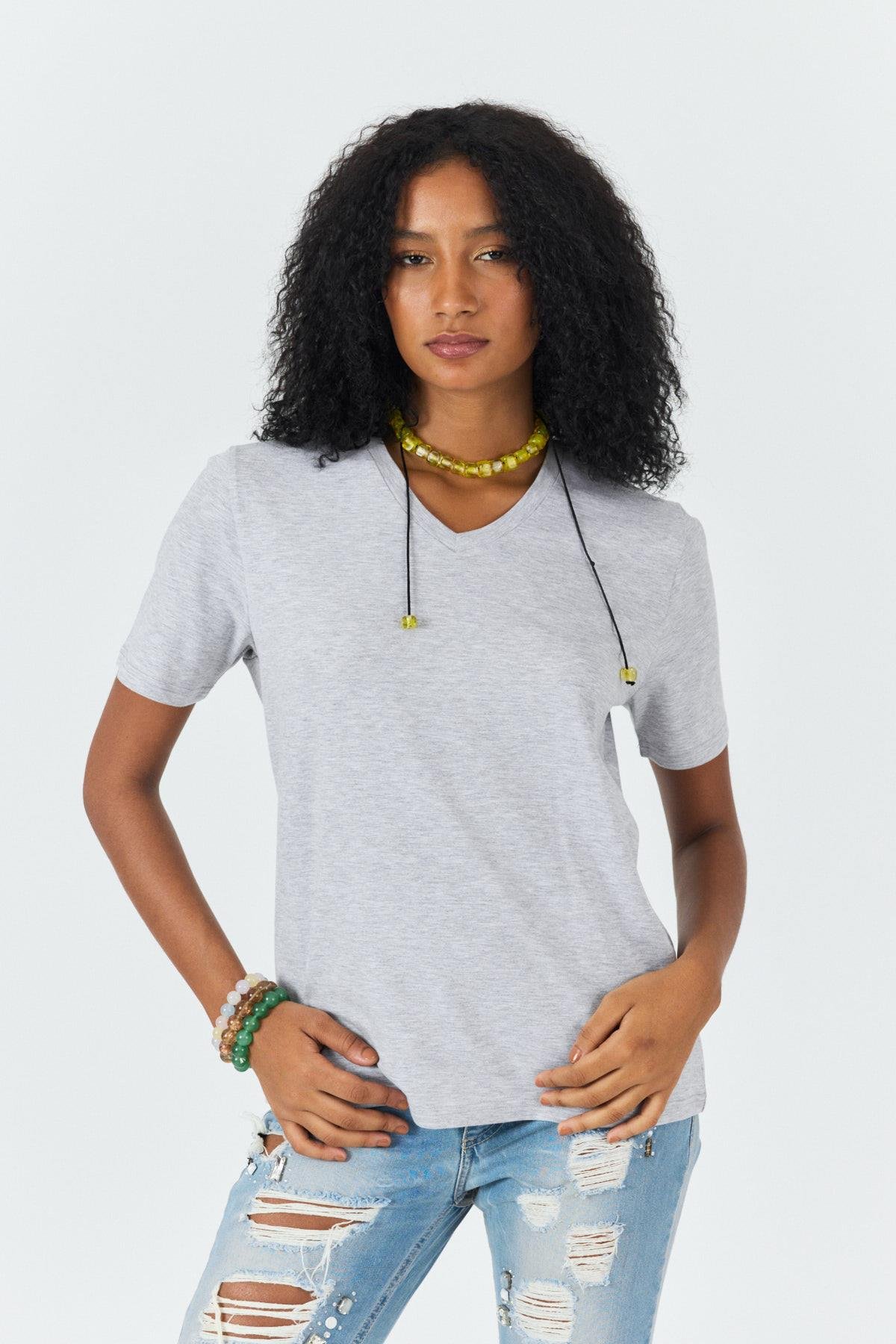 %100 Pamuklu Bisiklet Yaka Slim Fit Basic Kadın T-Shirt