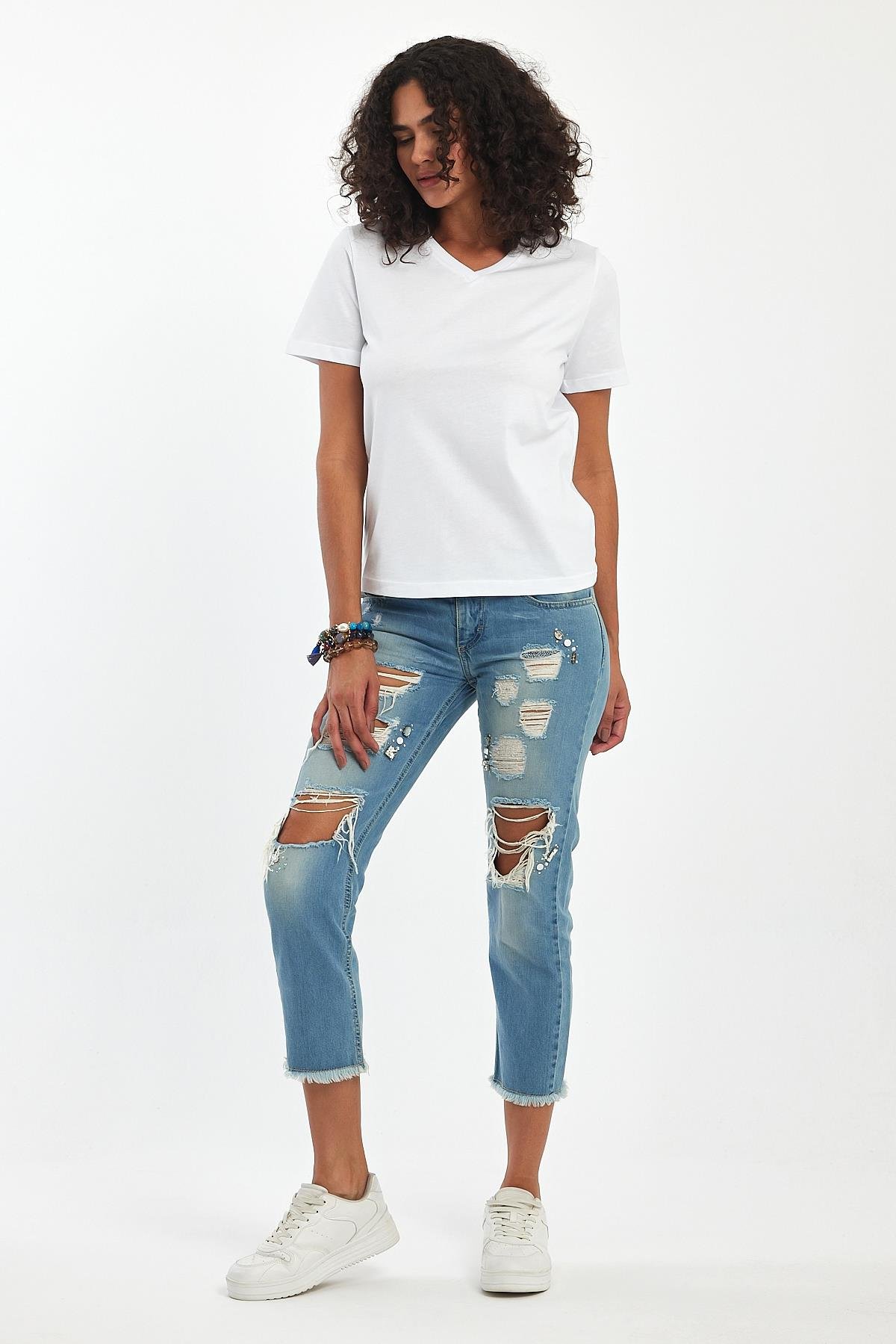 %100 Pamuklu V Yaka Slim Fit Basic Kadın T-Shirt