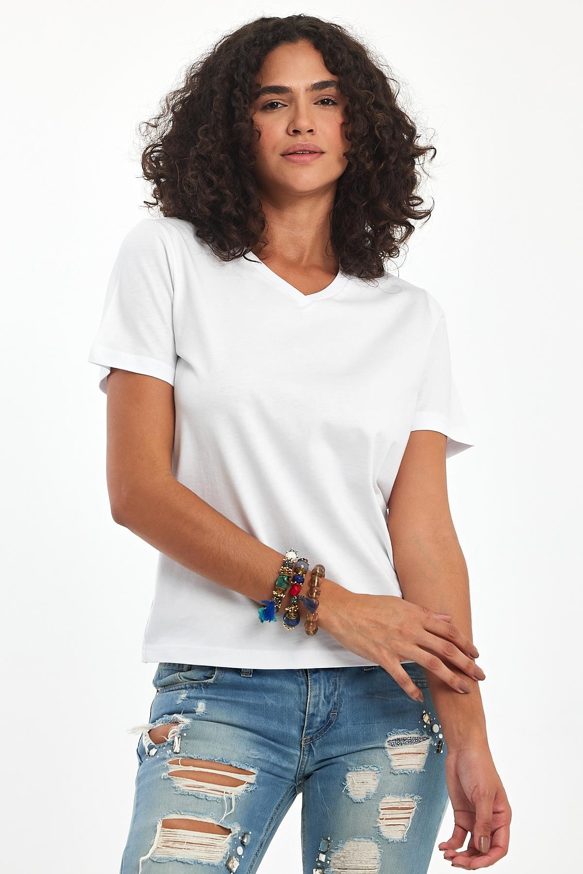 %100 Pamuklu V Yaka Slim Fit Basic Kadın T-Shirt