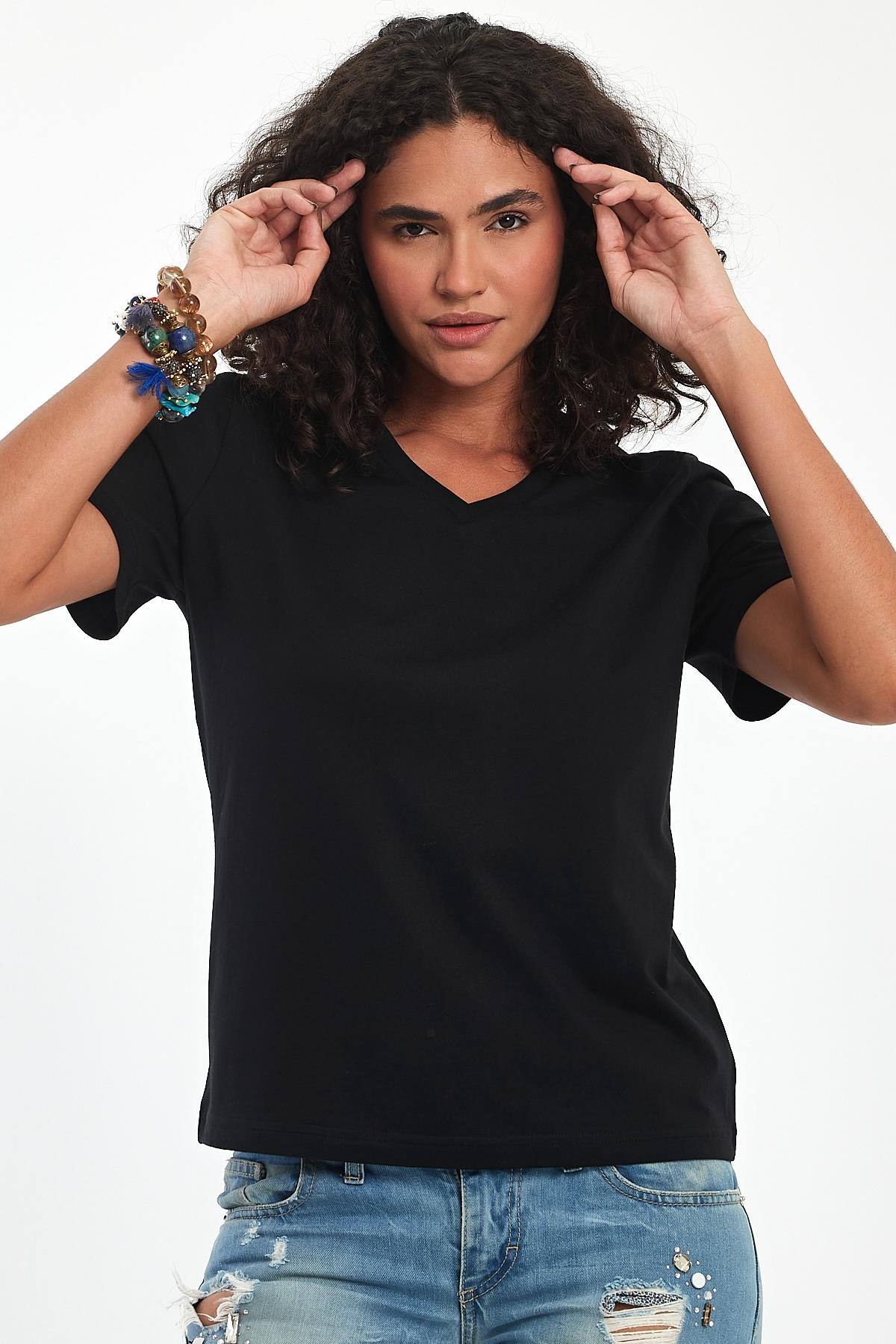 %100 Pamuklu V Yaka Slim Fit Basic Kadın T-Shirt