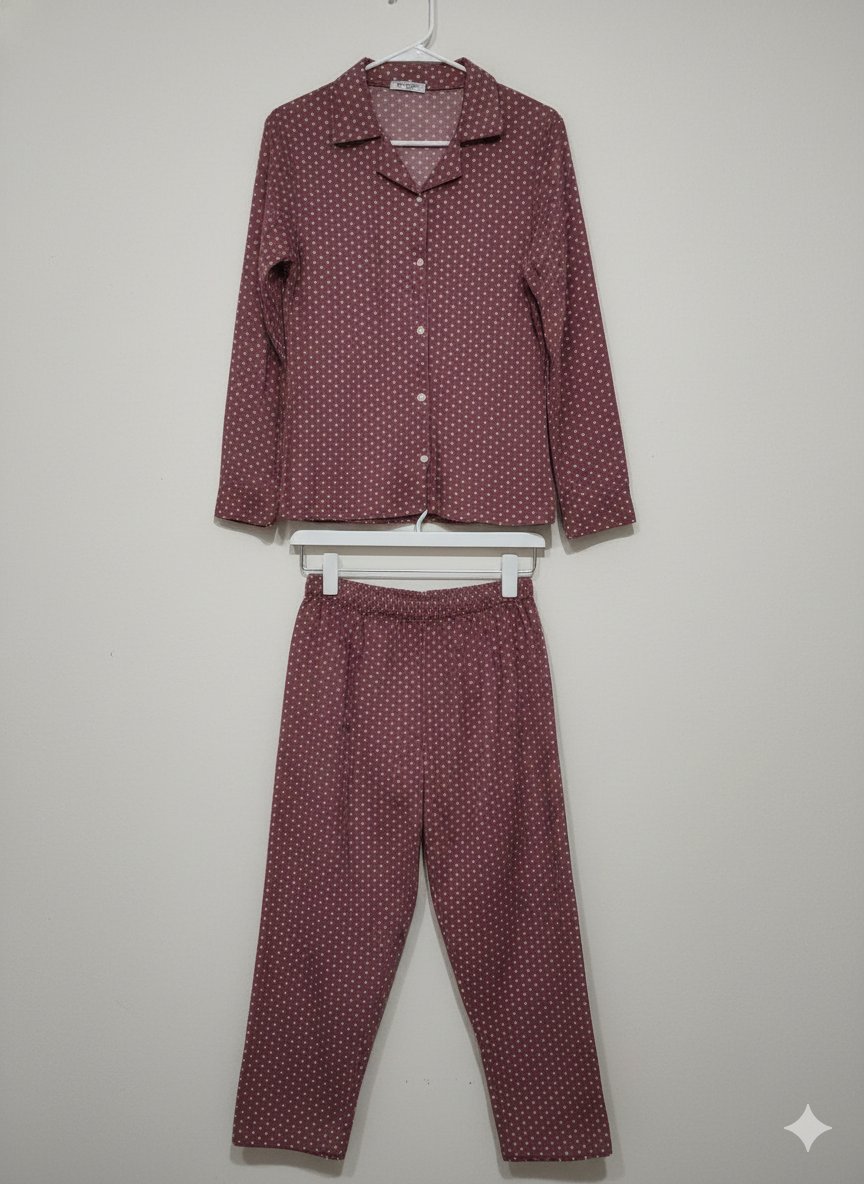 Kadın Puantiyeli %100 İnce Süet Pijama Takımı Düğmeli Yumuşak Dokulu Alt Üst Set