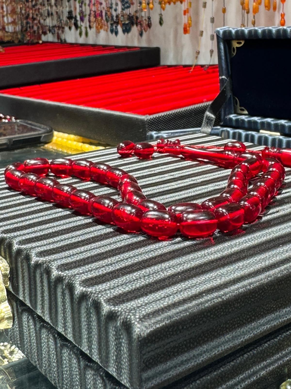 Vişne Rengi Ateş Kehribar Tesbih 8x11 mm Kapsül Kesim