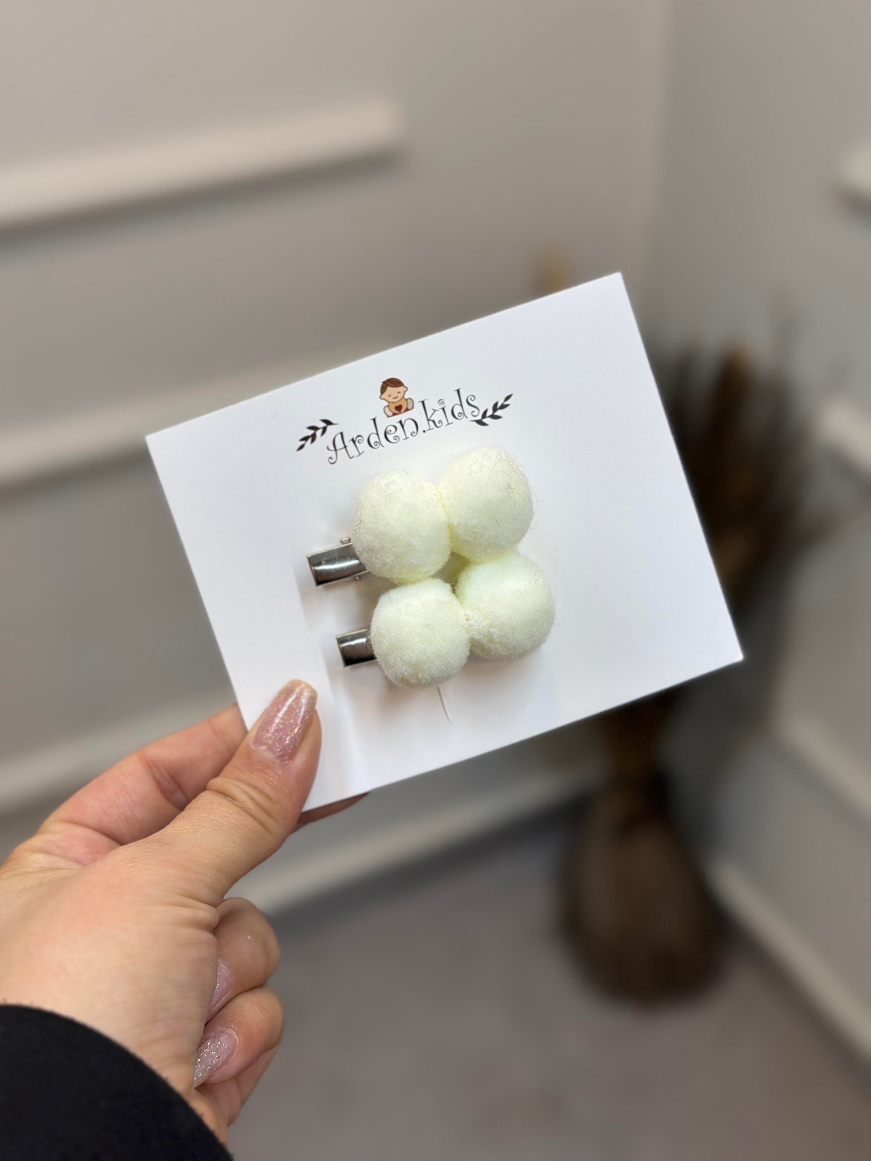 2'li Ekru Ponpon Klips Set