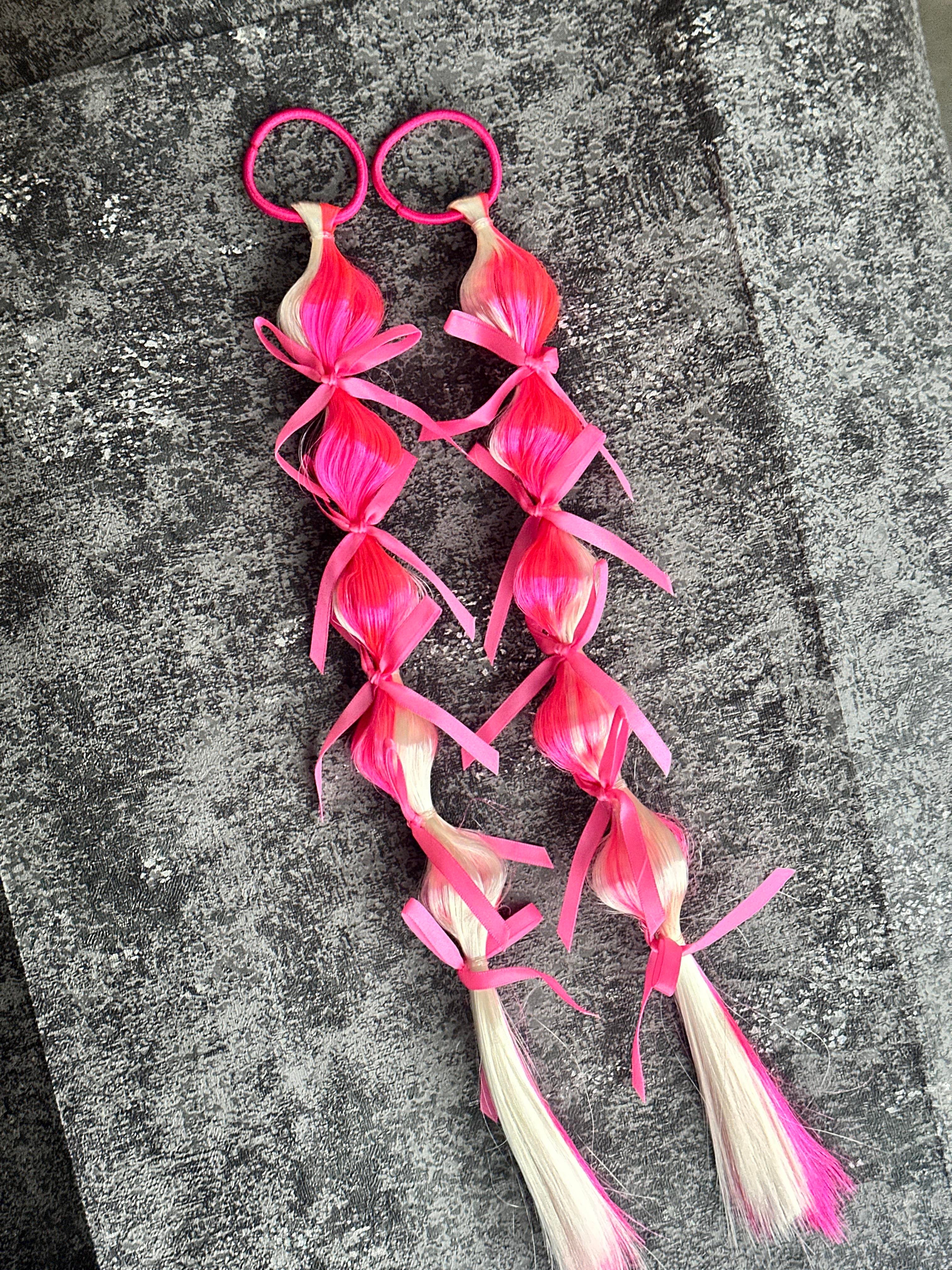 2'li Neon Pembe FiyonK Detaylı Sallanmalı Bağlama Tokası