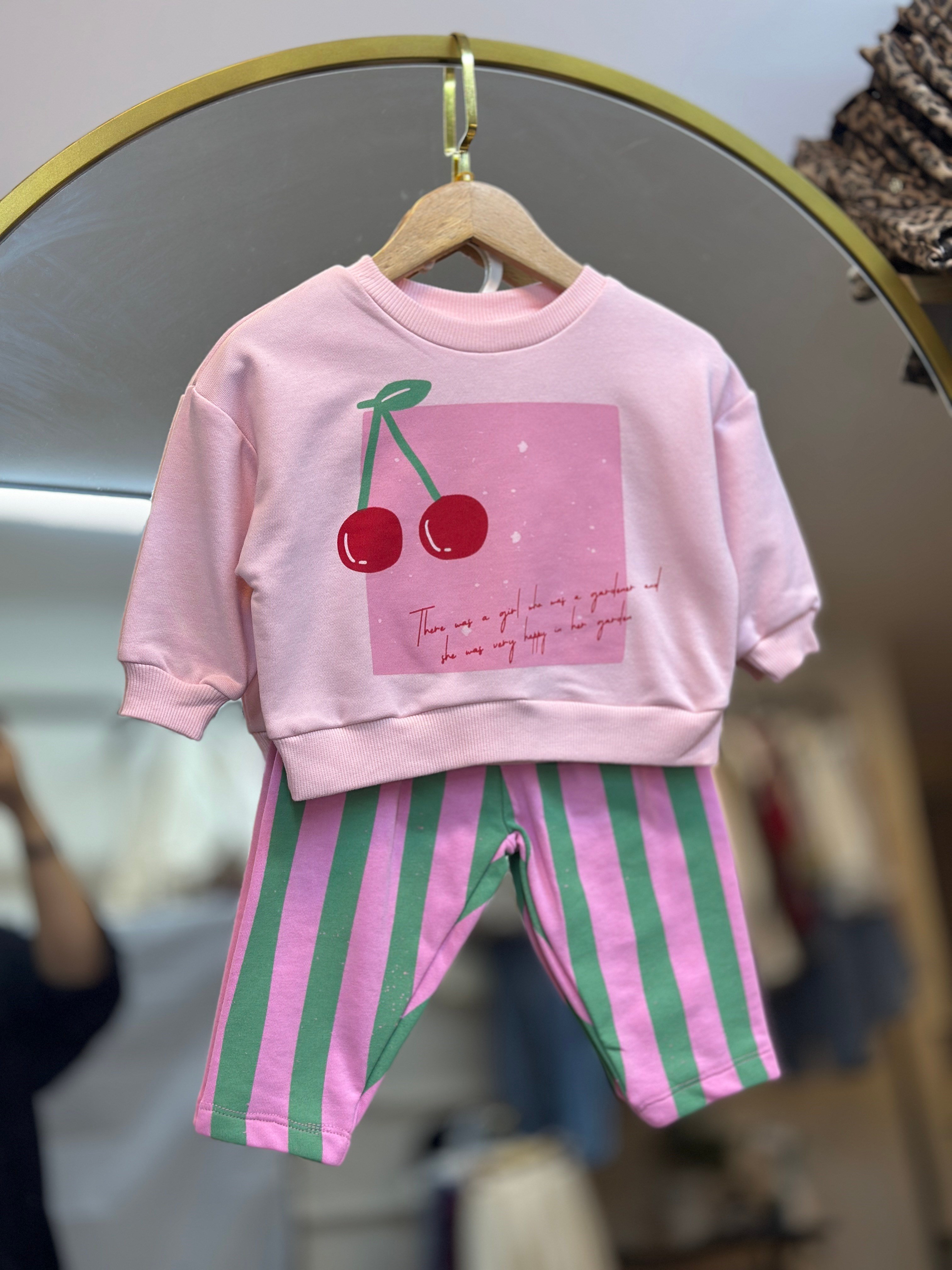 9-24 Ay Cheryy Garden Pembe Yeşil Çizgili Çocuk Takım