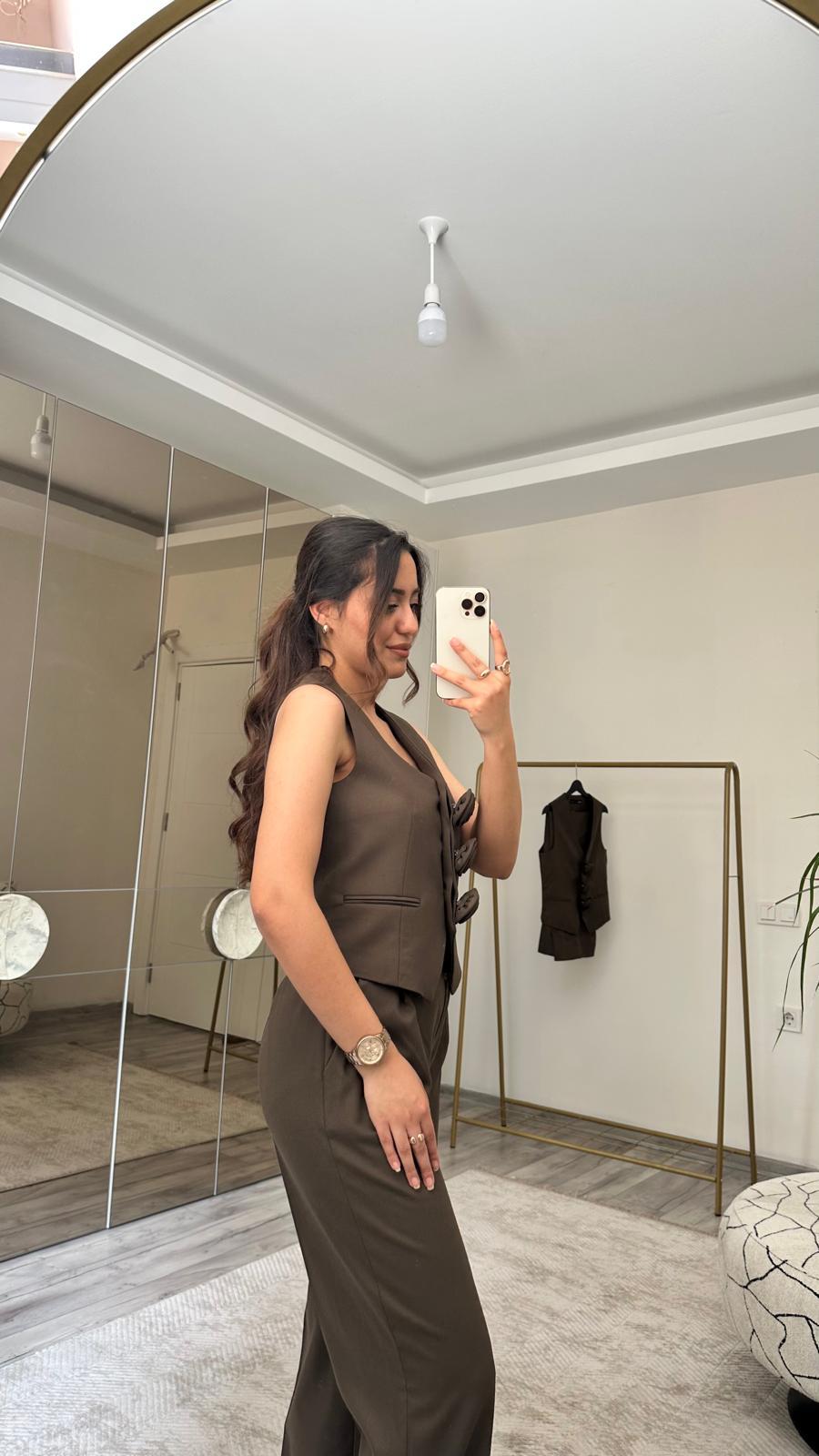 GÜL DÜĞME DETAYLI YELEK PANTOLON TAKIM HAKİ