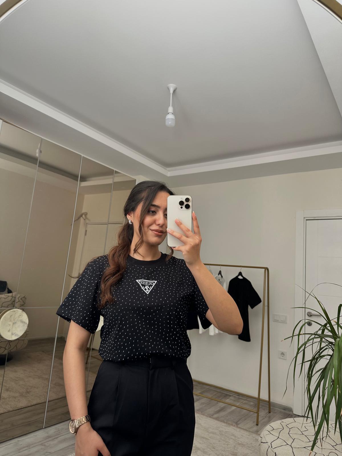 PARILTILI TAŞ DETAYLI MAXİ CROP TİŞÖRT SİYAH