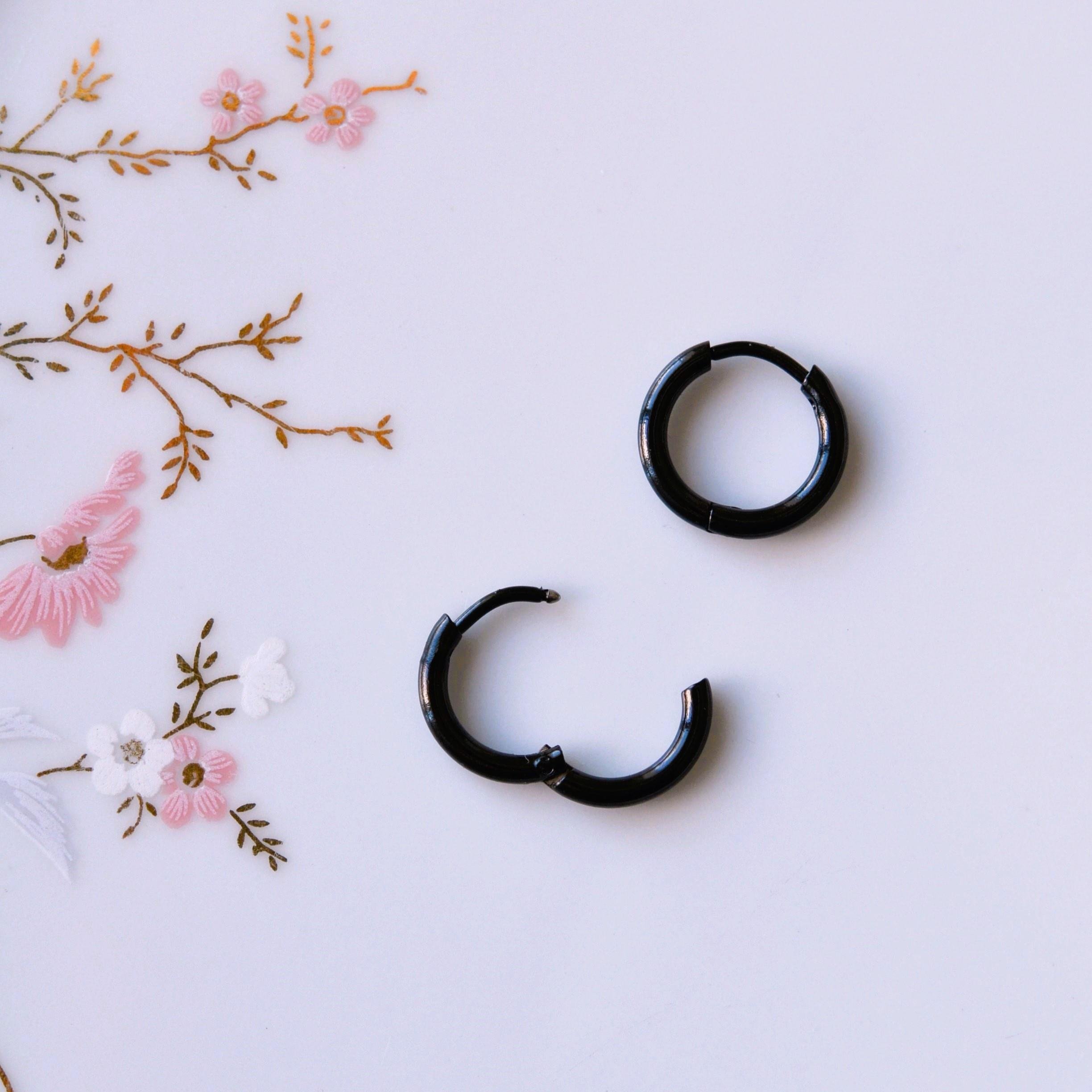 10 mm Cerrahi Çelik Siyah Halka Küpe