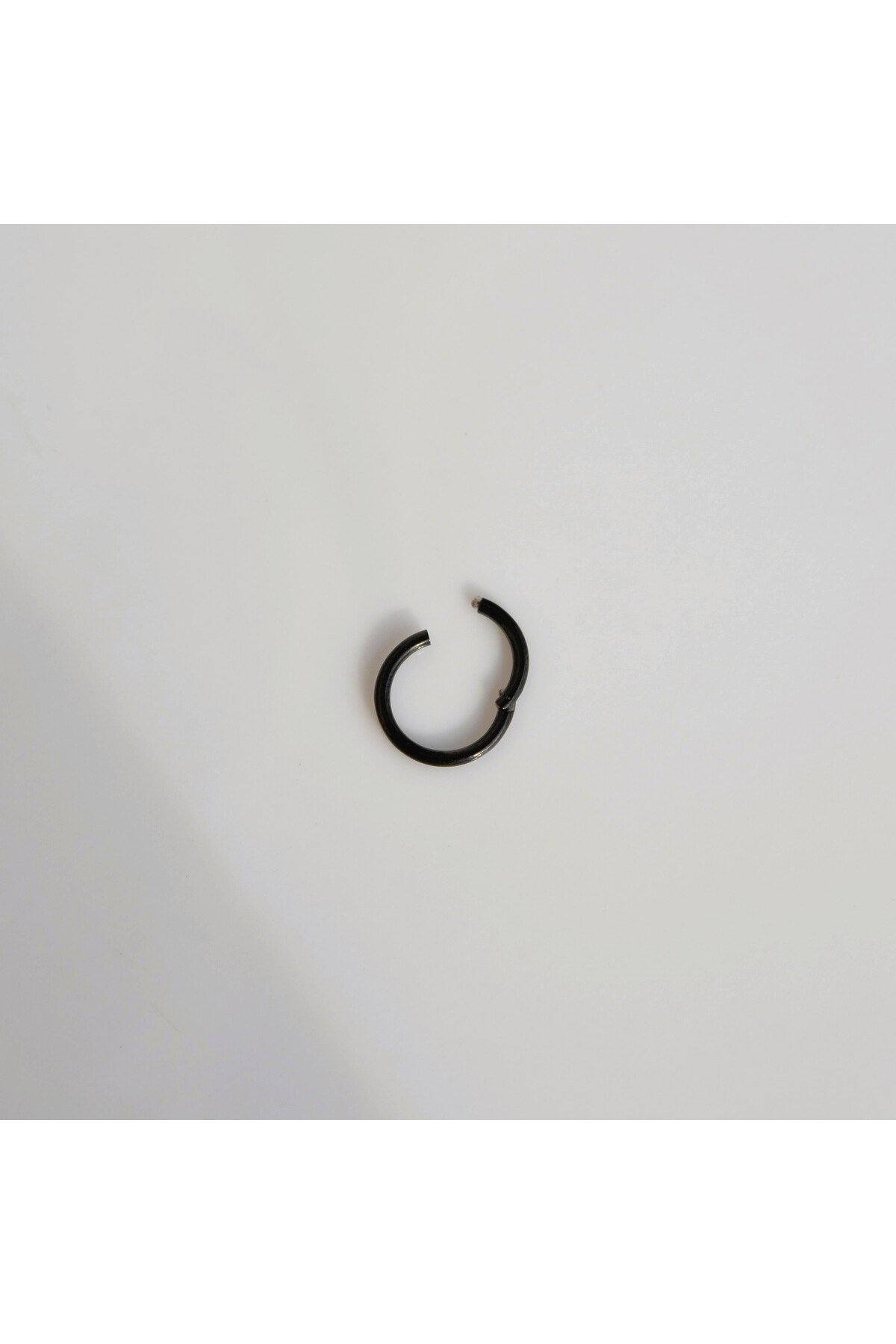 316 L Çelik Küçük Düz Halka Göbek Piercingi 8 mm Siyah Renk