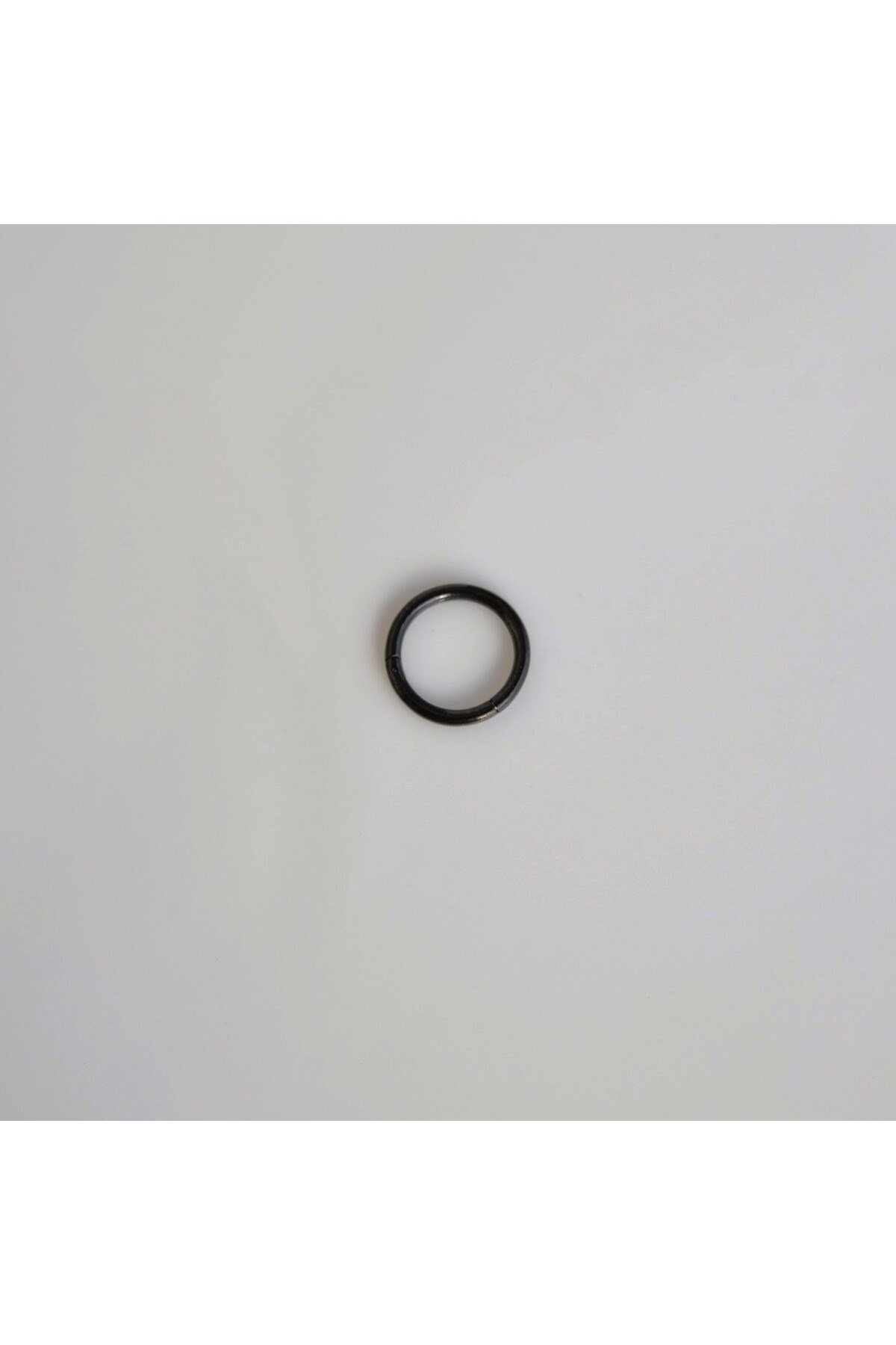 316 L Çelik Küçük Düz Halka Göbek Piercingi 8 mm Siyah Renk