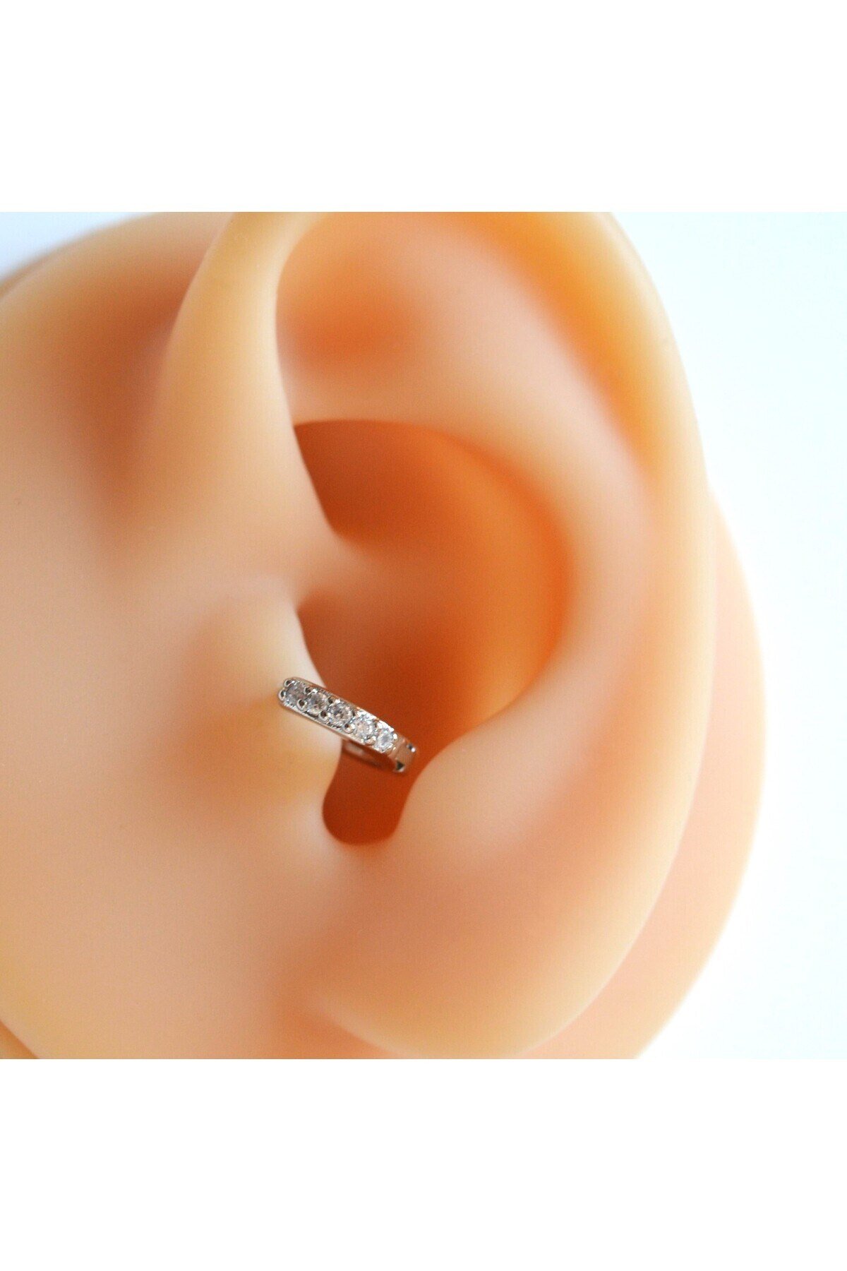 6 mm Silver Renk Taşlı Halka Piercing Tragus Forward Helix Kıkırdak