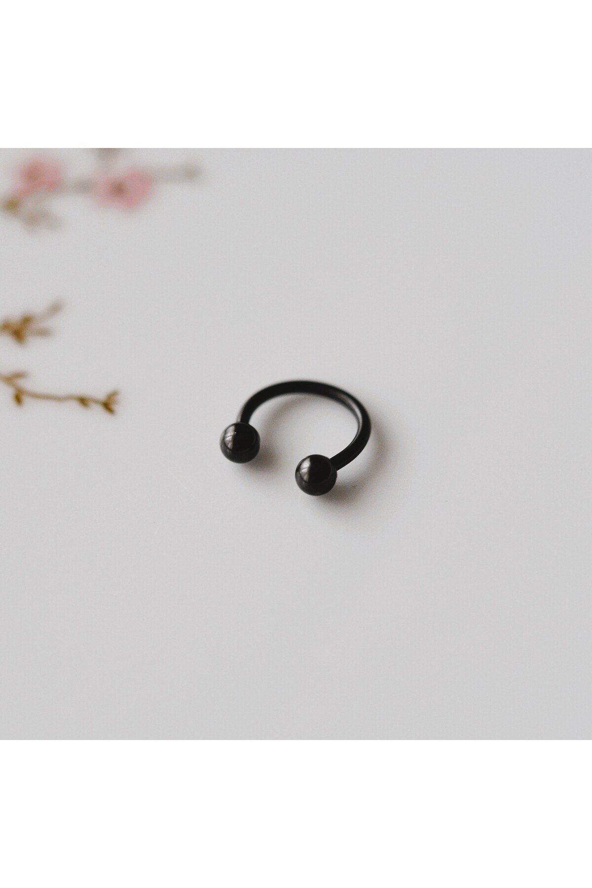8 mm Düz Çelik Tragus Helix Piercing Rook Daith Siyah Renk Ucu Toplu