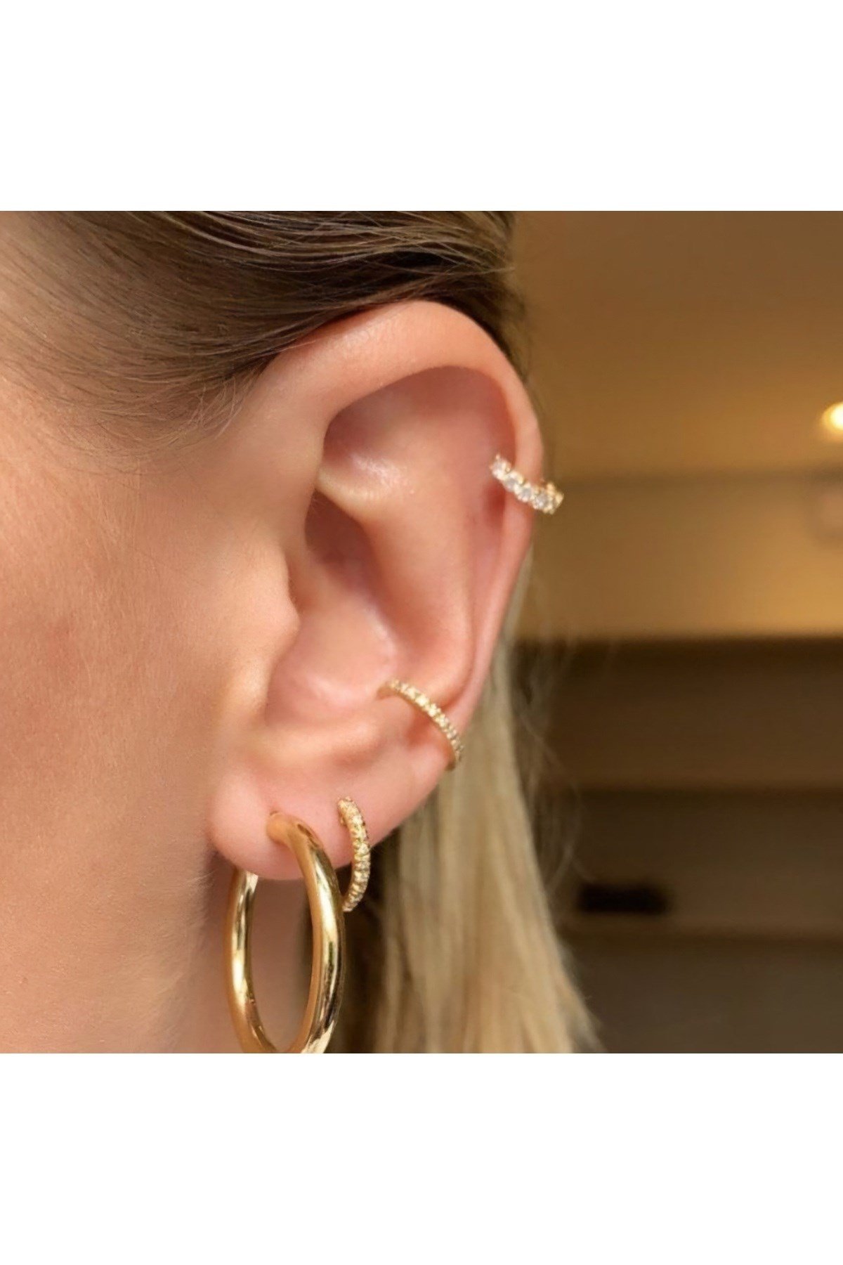8 mm Gold Taşlı Halka Piercing Tragus Helix Forward Helix Kıkırdak