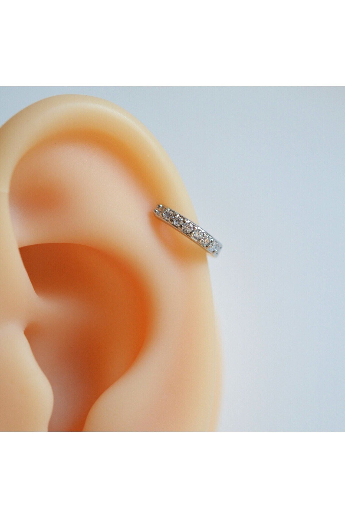 8 mm Silver Renk Taşlı Halka Piercing Tragus Helix Forward Helix Kıkırdak