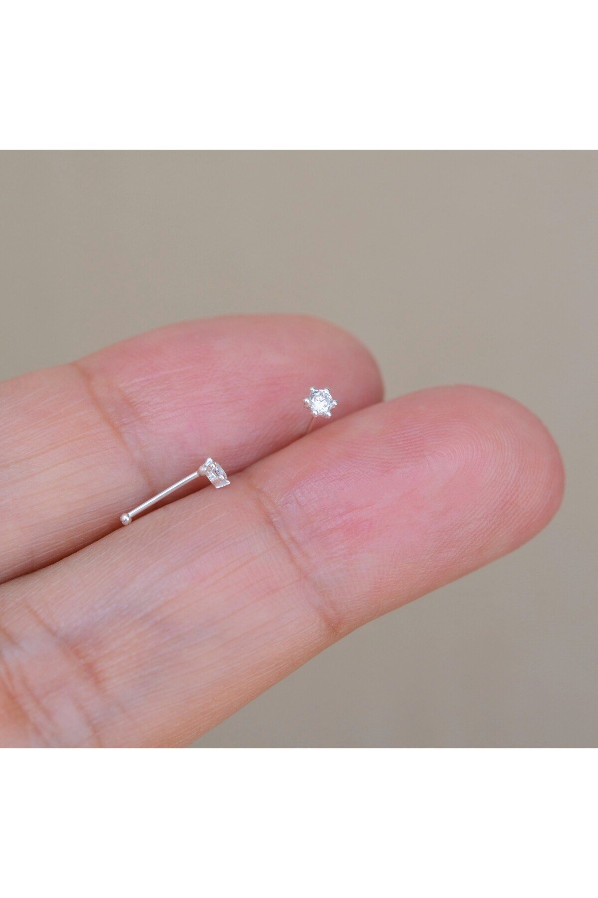 925 Ayar Tektaş Hızma Taşlı Burun Piercing 2 mm