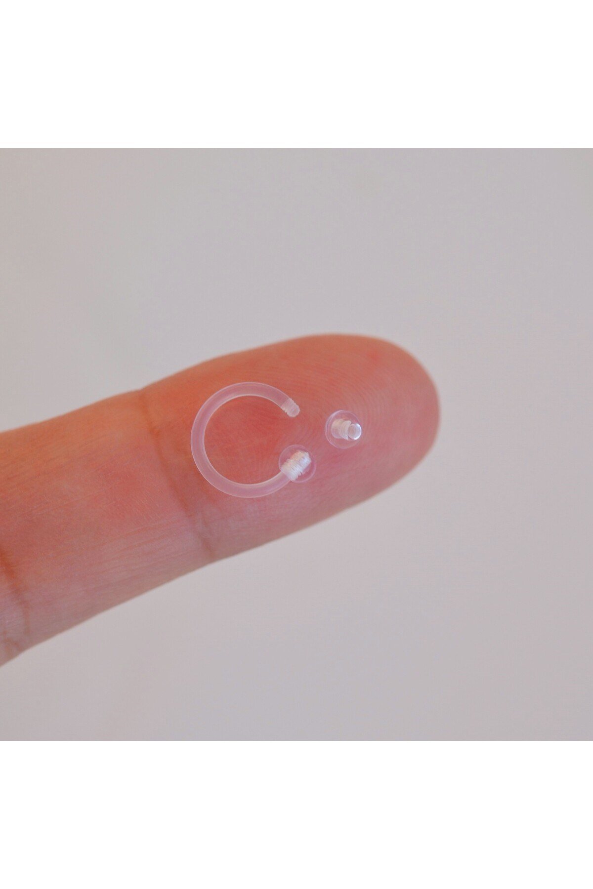 Alerji Yapmayan Bioplast Esnek Piercing Silikon Piercing Tragus Helix Kıkırdak