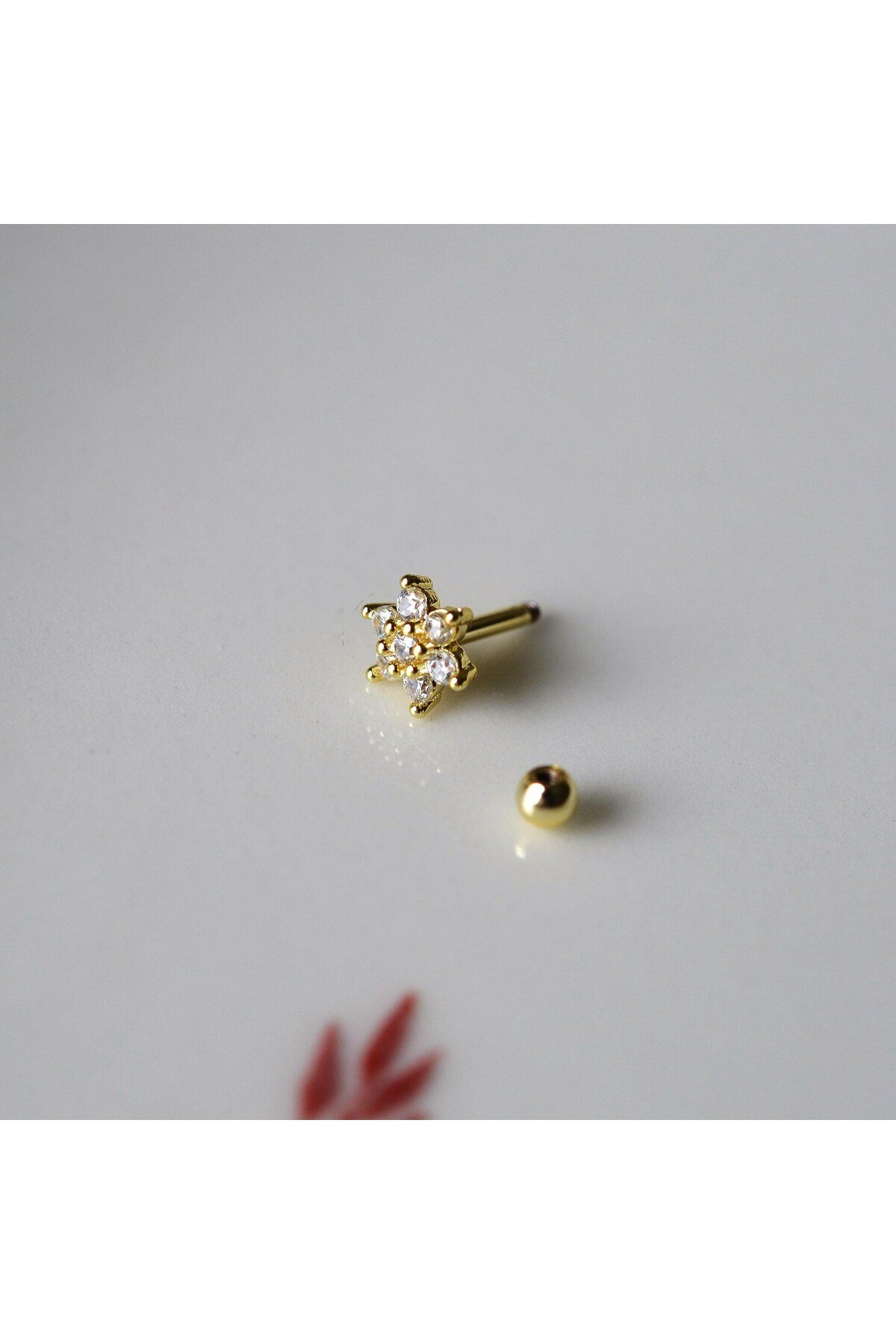 Cerrahi Çelik Çiçek Piercing Tragus Helix Conch Kıkırdak Lob Gold Renk