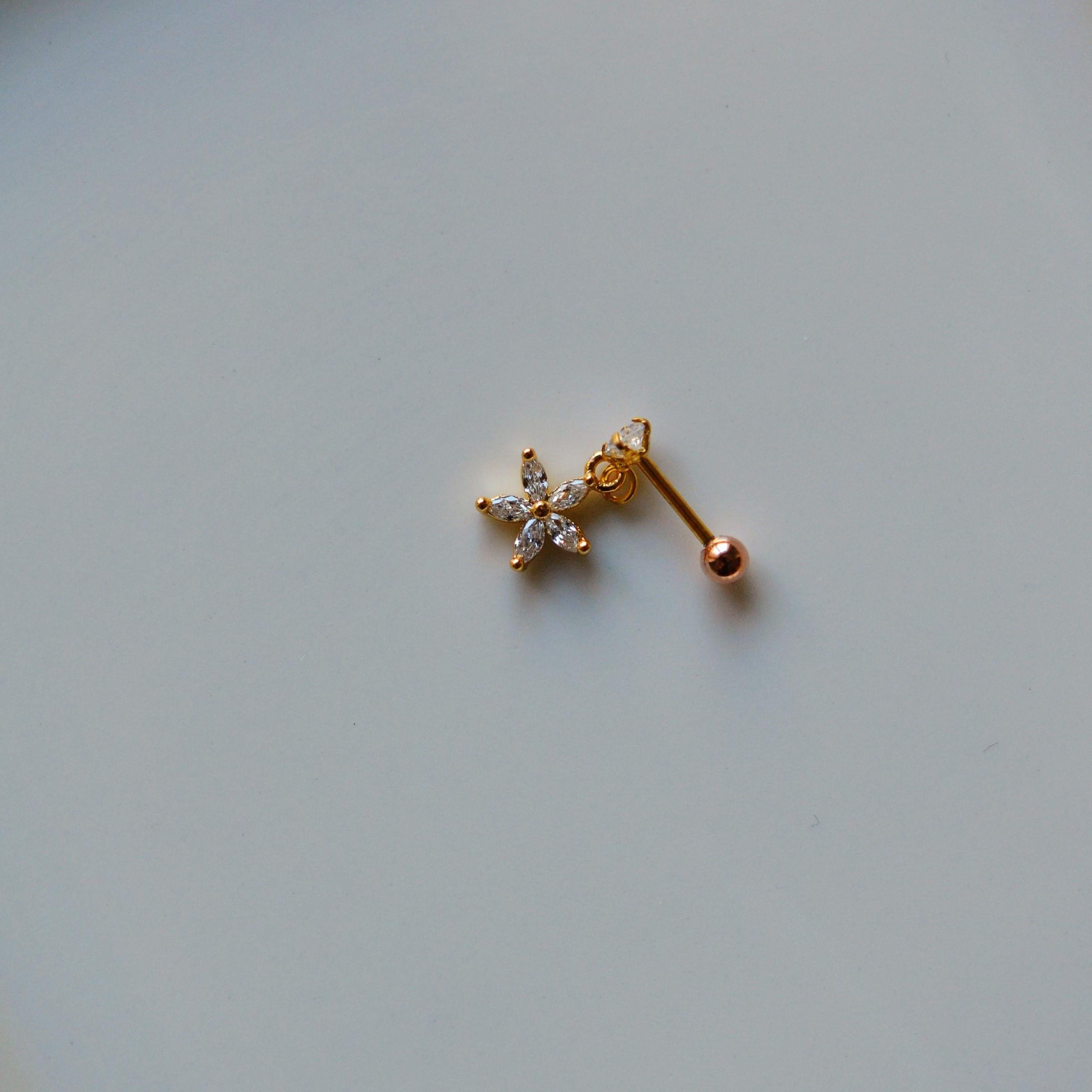 Cerrahi Çelik Çiçek Sallantılı Piercing Helix Kıkırdak Gold Renk