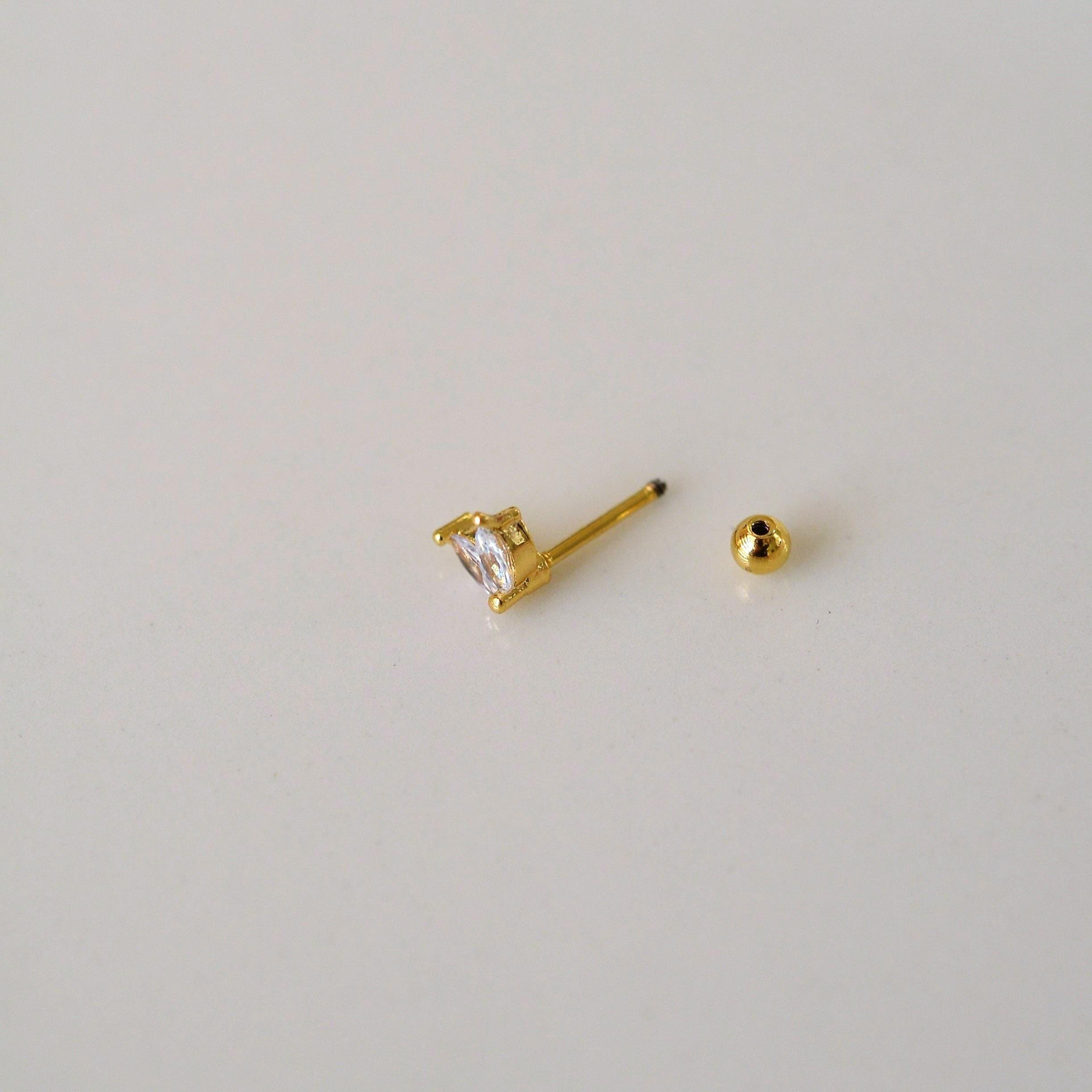Cerrahi Çelik Çiçek Tragus Piercing Helix Kıkırdak Anti Helix Gold Renk