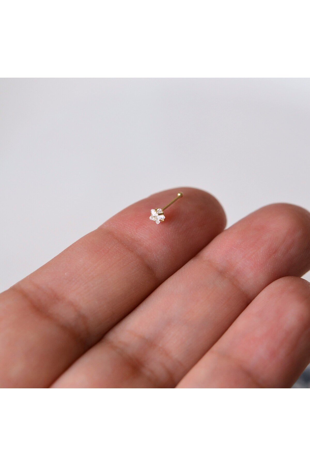 Cerrahi Çelik Gold Renk Çelik Yıldızlı Burun Piercing Yıldızlı Hızma