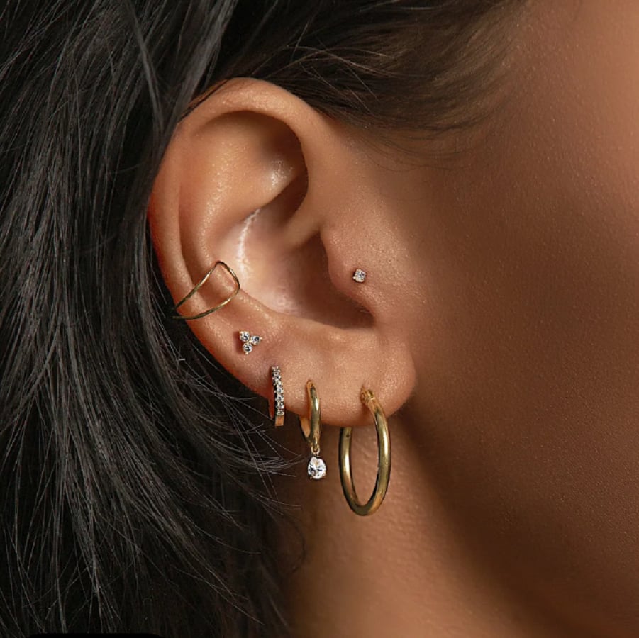 Cerrahi Çelik Mini Üçtaş Tragus Piercing Helix Kıkırdak Gold Renk