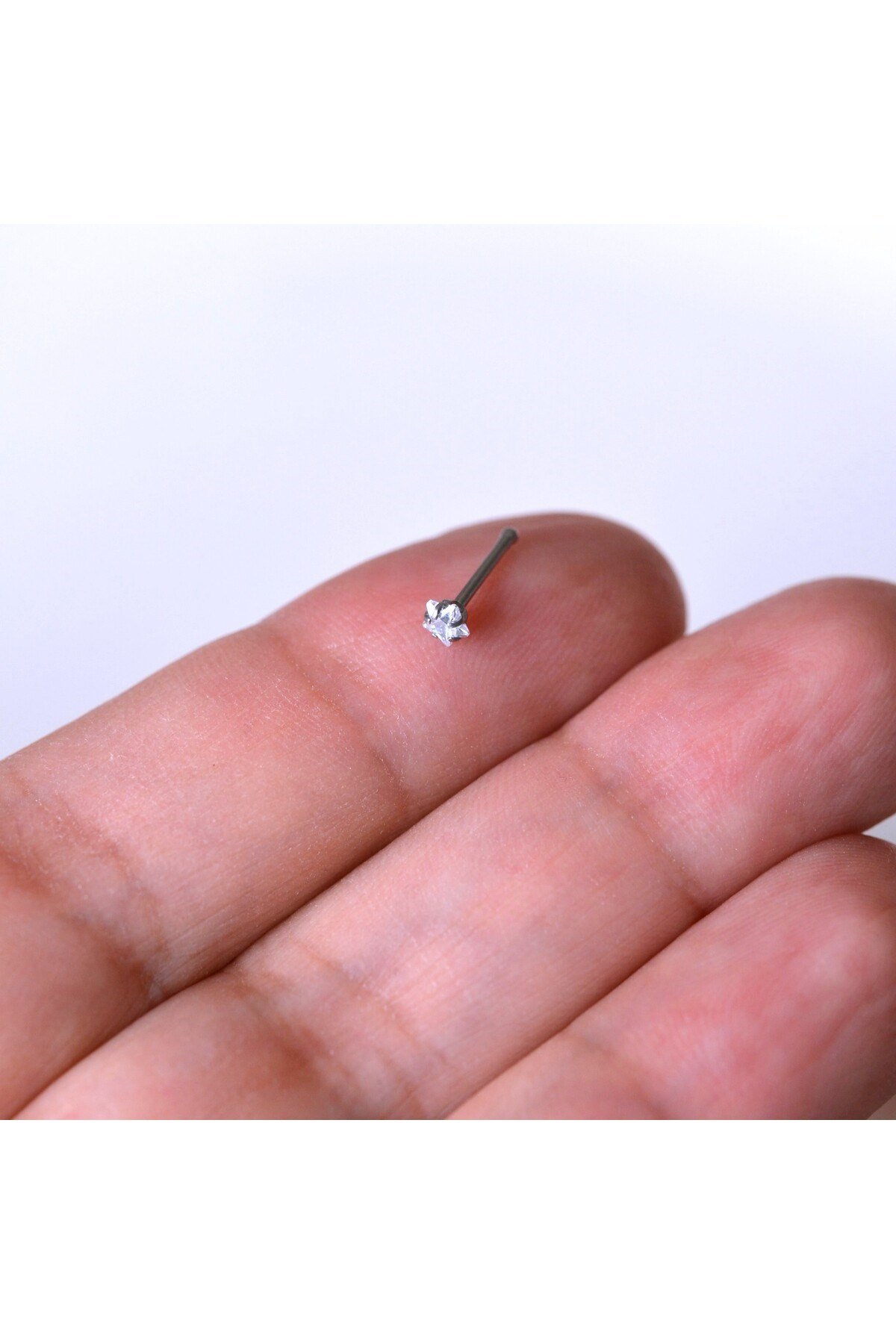 Cerrahi Çelik Silver Renk Çelik Yıldızlı Burun Piercing Yıldızlı Hızma