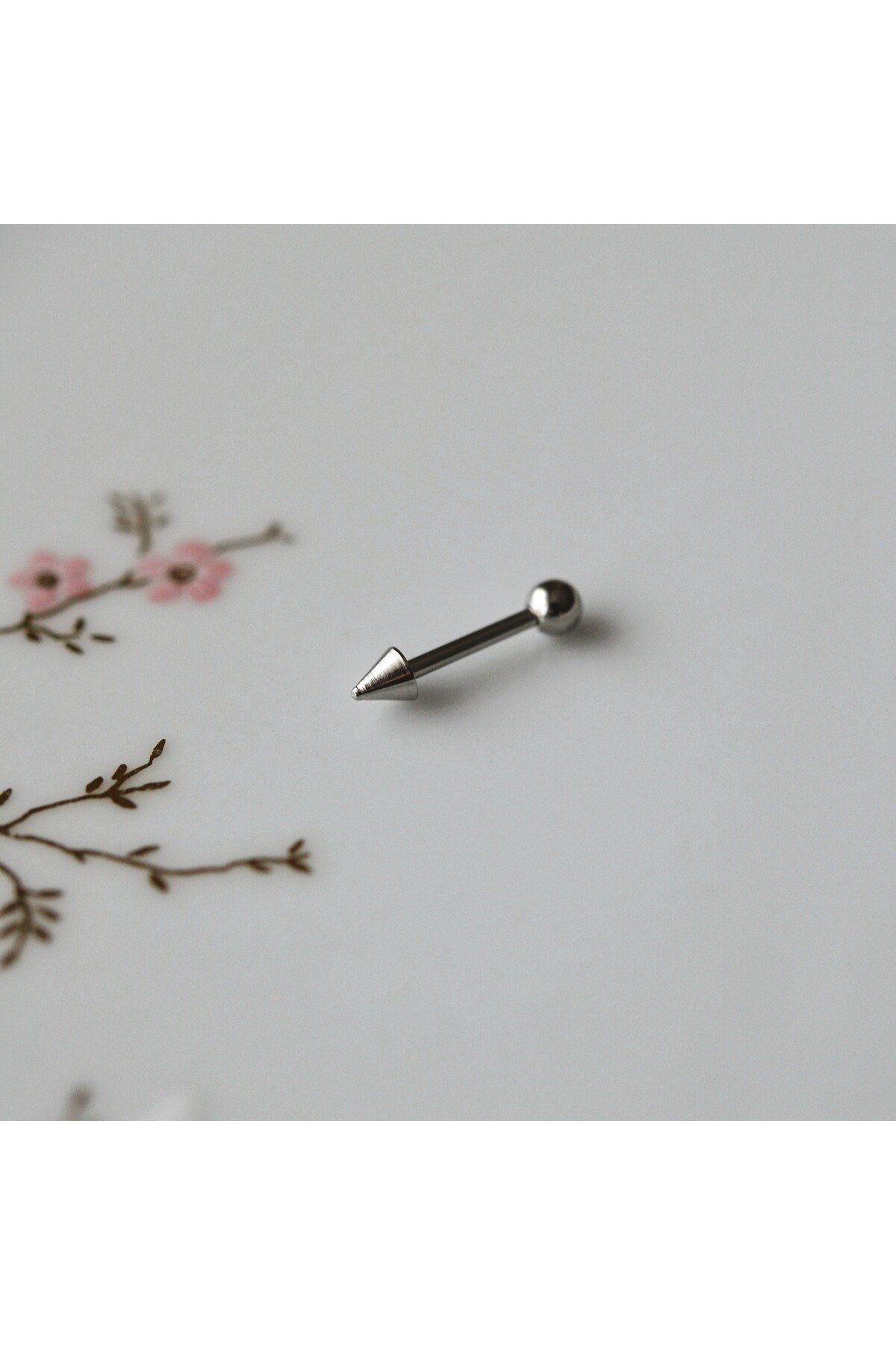 Cerrahi Çelik Sivri Uçlu Tragus Piercing Helix Kıkırdak 8 mm Gümüş Renk Arkası Toplu