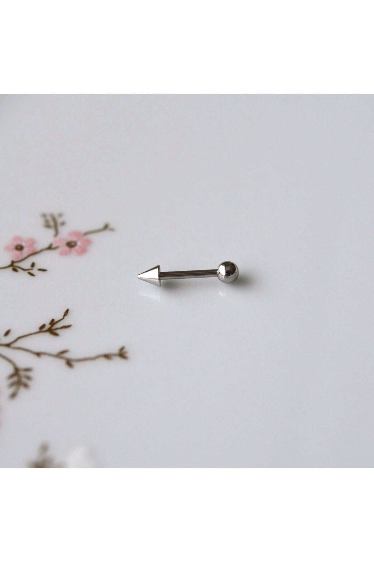 Cerrahi Çelik Sivri Uçlu Tragus Piercing Helix Kıkırdak 8 mm Gümüş Renk Arkası Toplu