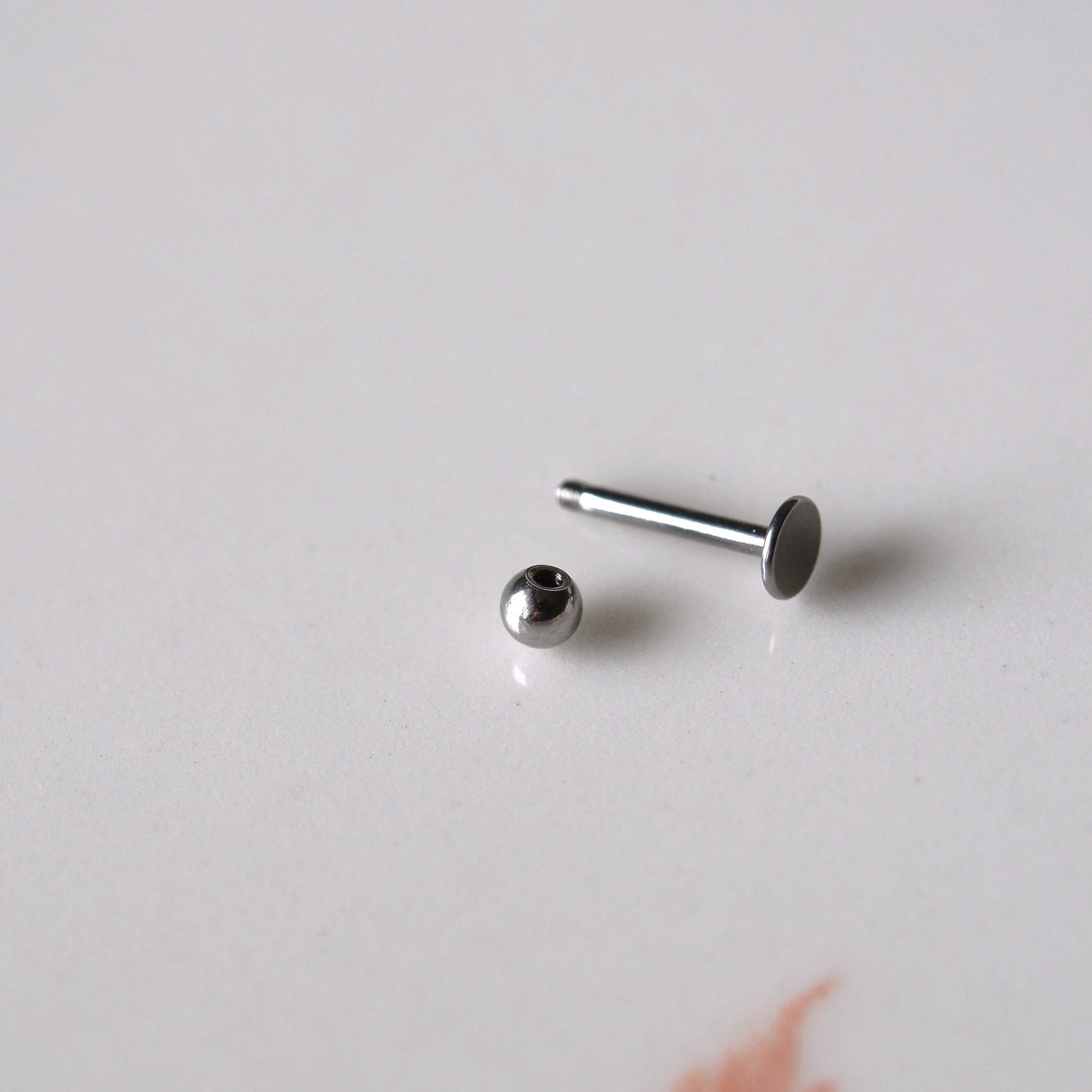 Cerrahi Çelik Top Piercing Tragus Helix Lob Conch Kııkırdak 8 mm Silver Renk