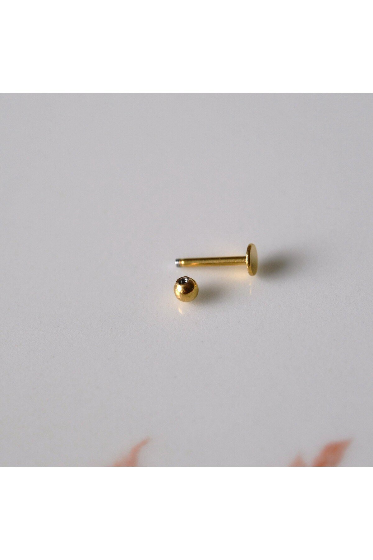 Cerrahi Çelik Top Piercing Tragus Helix Lob Conch Kııkırdak 8 mm Gold Renk