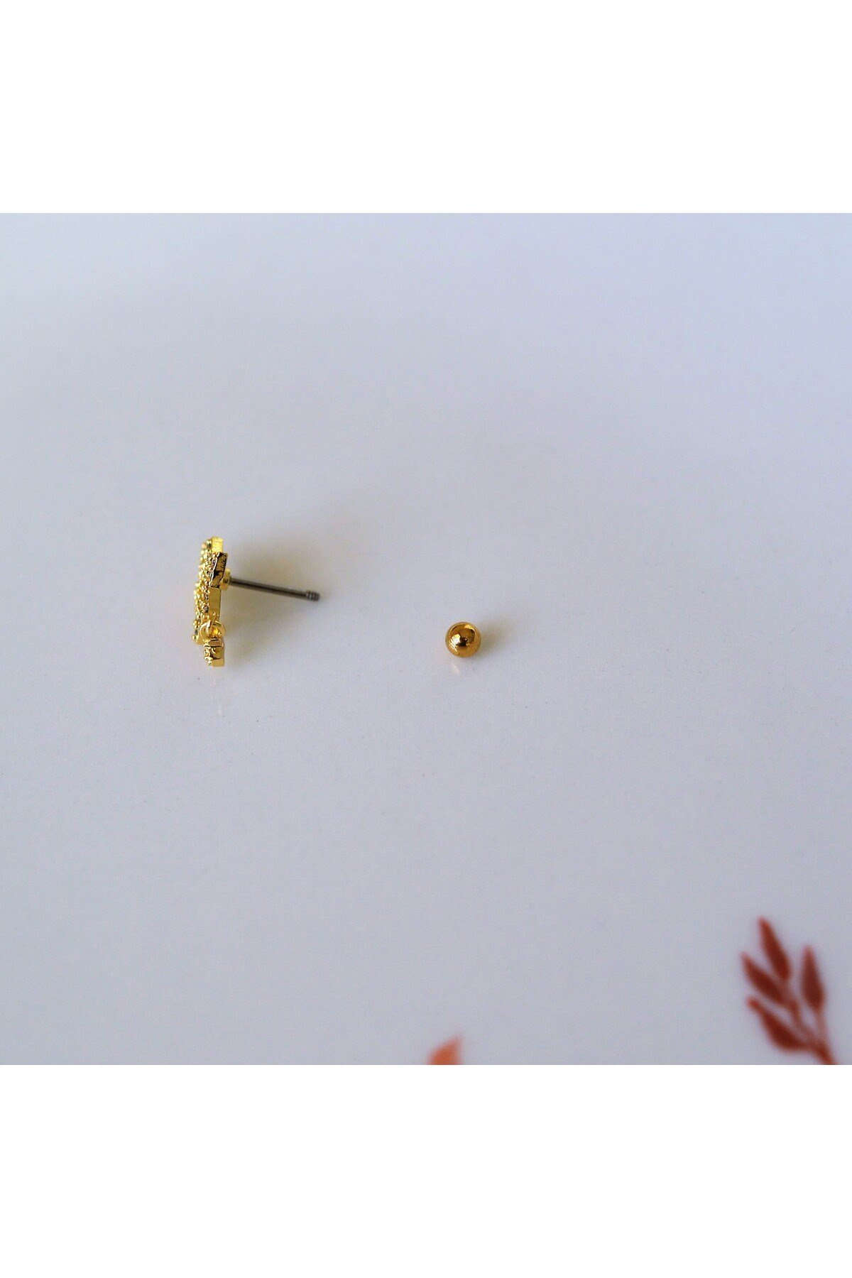 Cerrahi Çelik Yıldız Helix Piercing Kıkırdak Gold Renk