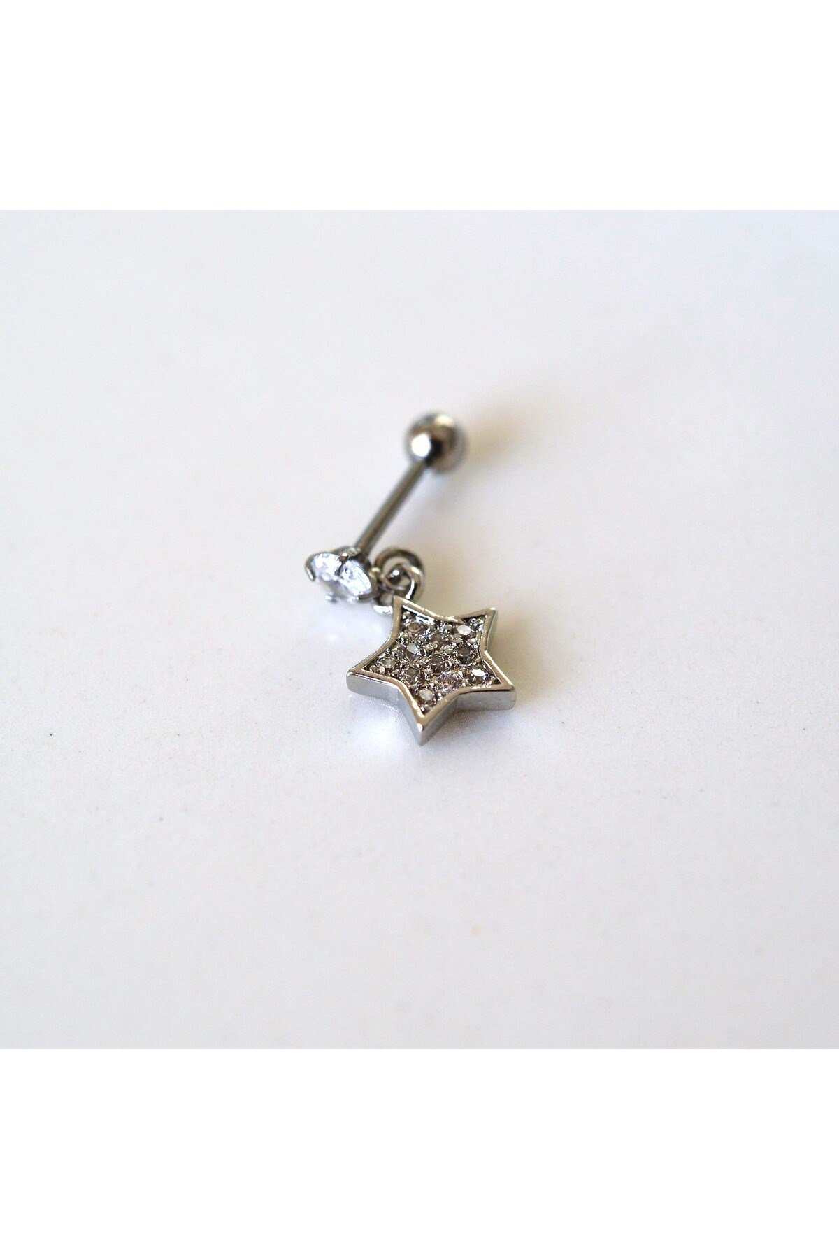 Cerrahi Çelik Yıldız Sallantılı Piercing Helix Kıkırdak Silver Renk
