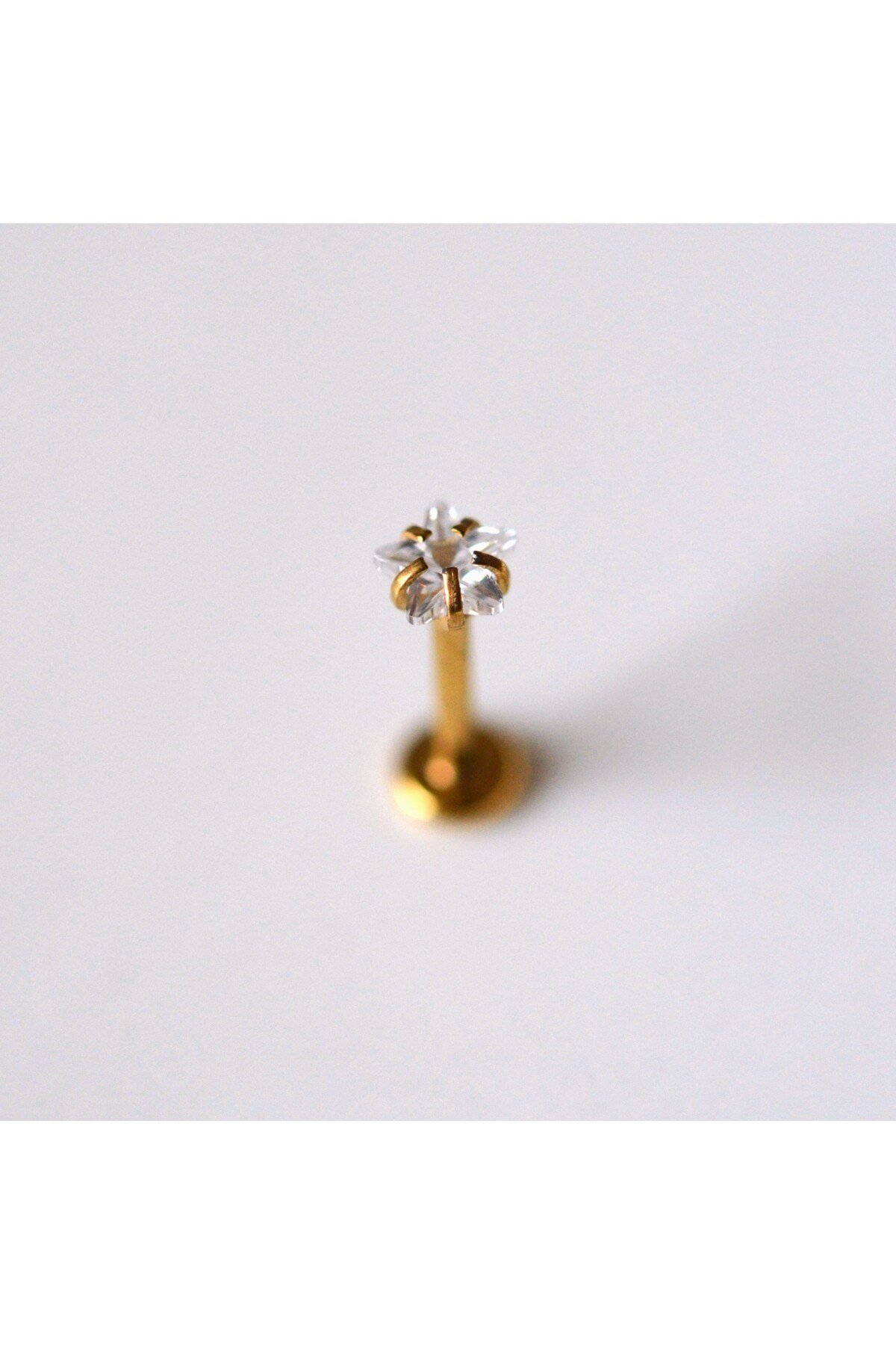 Cerrahi Çelik Yıldız Taşlı Piercing Tragus Helix Kıkırdak Conch 8 mm Gold Renk