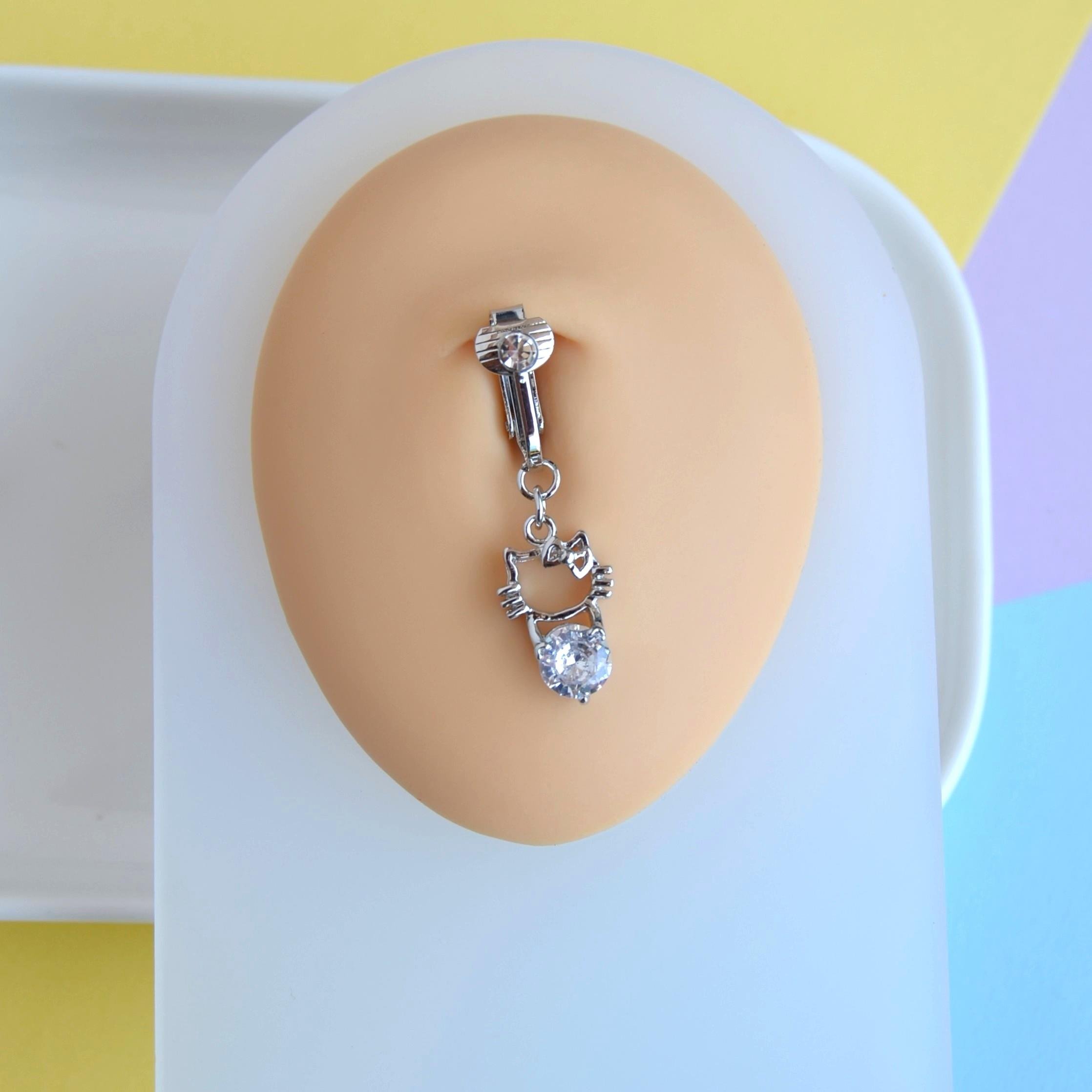 Deliksiz Göbek Piercing Mıknatıslı Sıkıştırma Kedi Figürlü Delik Gerektirmez