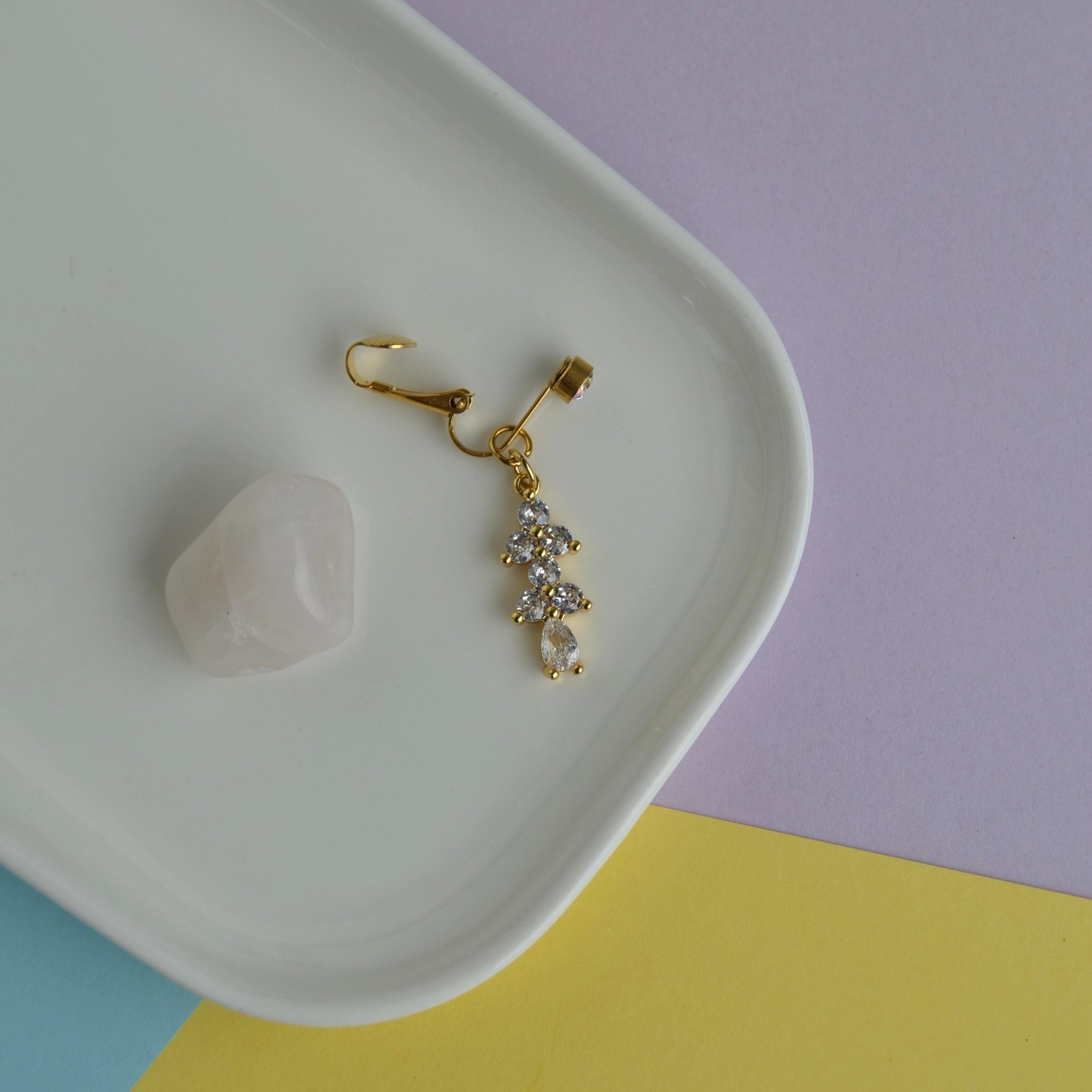 Deliksiz Göbek Piercing Mıknatıslı Sıkıştırma Taş Sallantılı