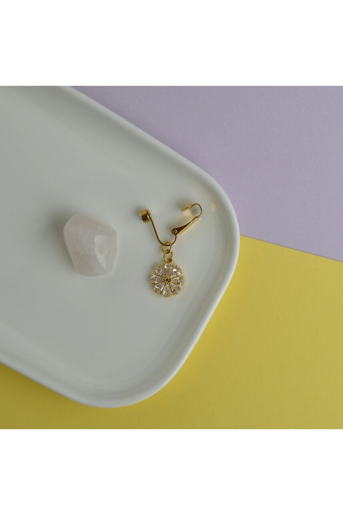 Deliksiz Göbek Piercing Mıknatıslı Sıkıştırma Çiçek Figürlü