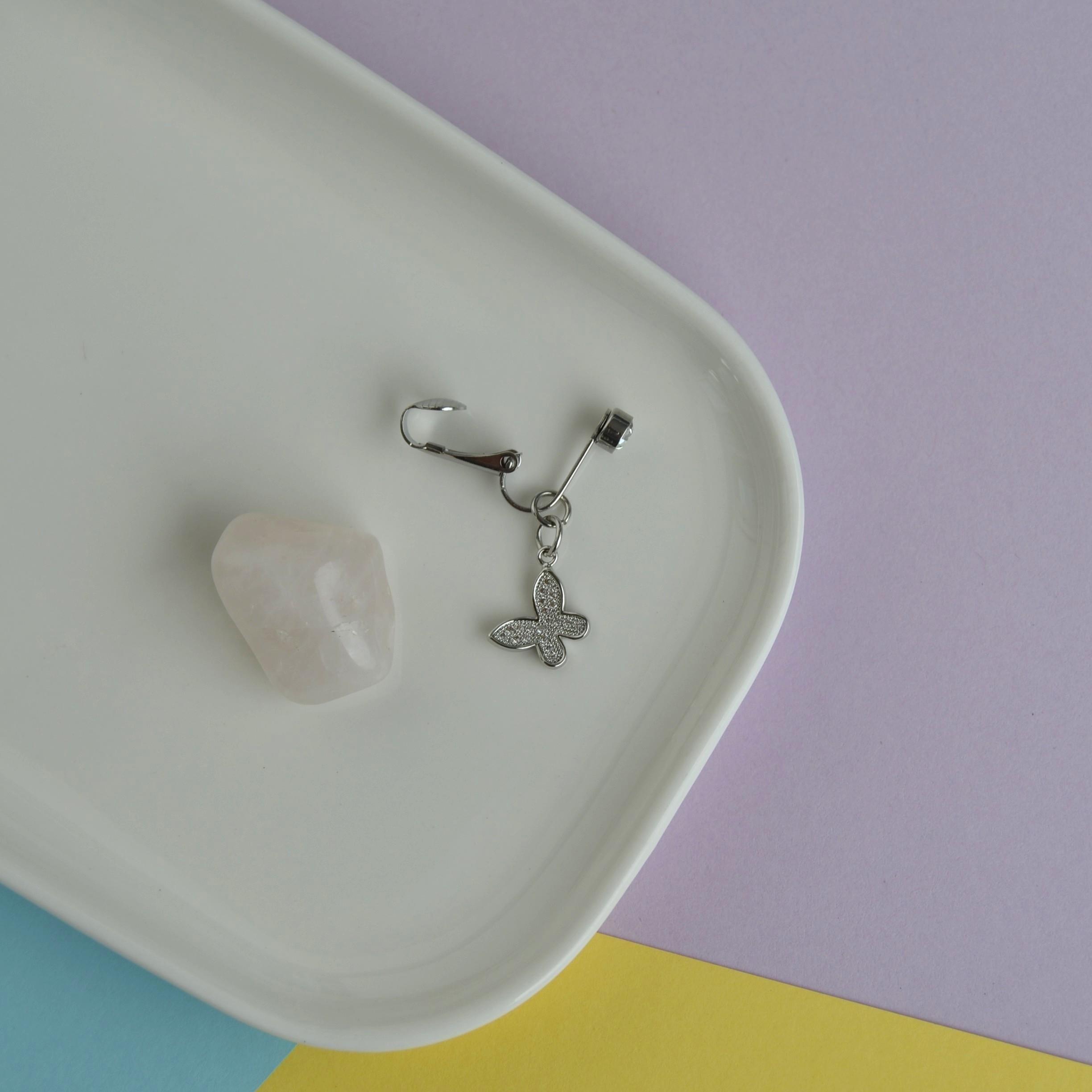 Deliksiz Göbek Piercing Mıknatıslı Sıkıştırma Kelebek Figürlü