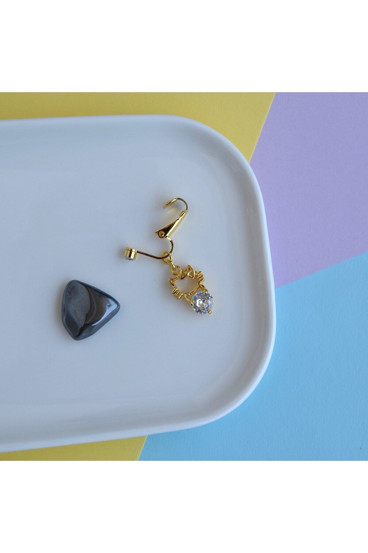 Deliksiz Göbek Piercing Mıknatıslı Sıkıştırma Kedi Figürlü Delik Gerektirmez