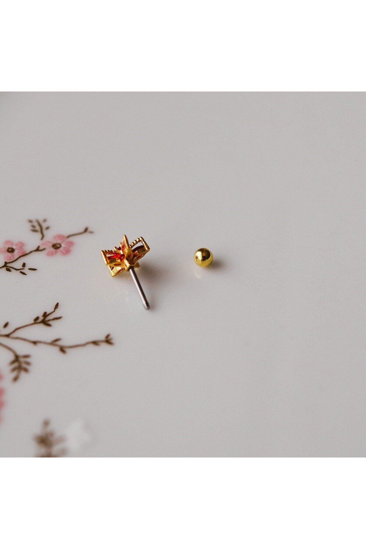 Deniz Yıldızı Helix Piercing Kıkırdak Cerrahi Çelik Gold Renk